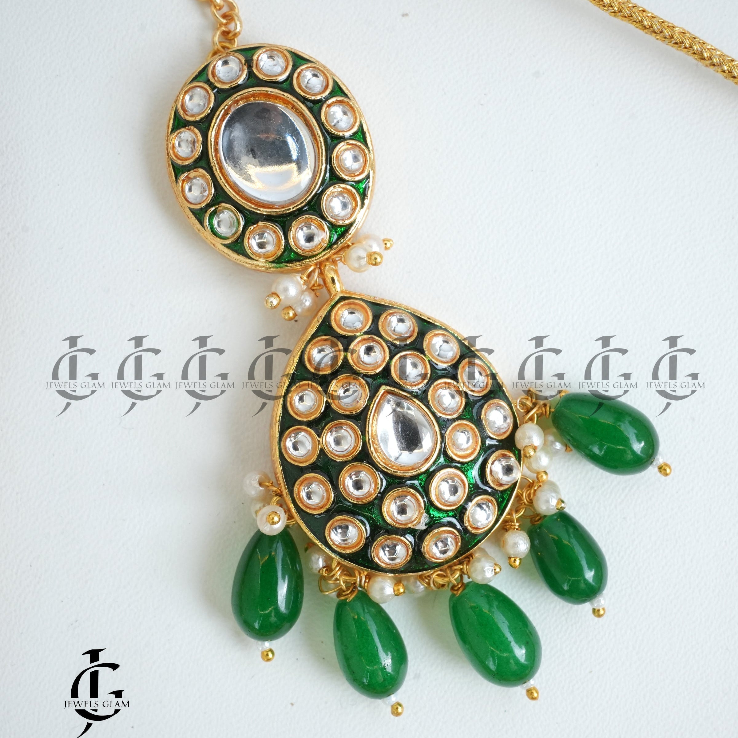 Emerald Elegance Kundan Bridal Jewelry Set