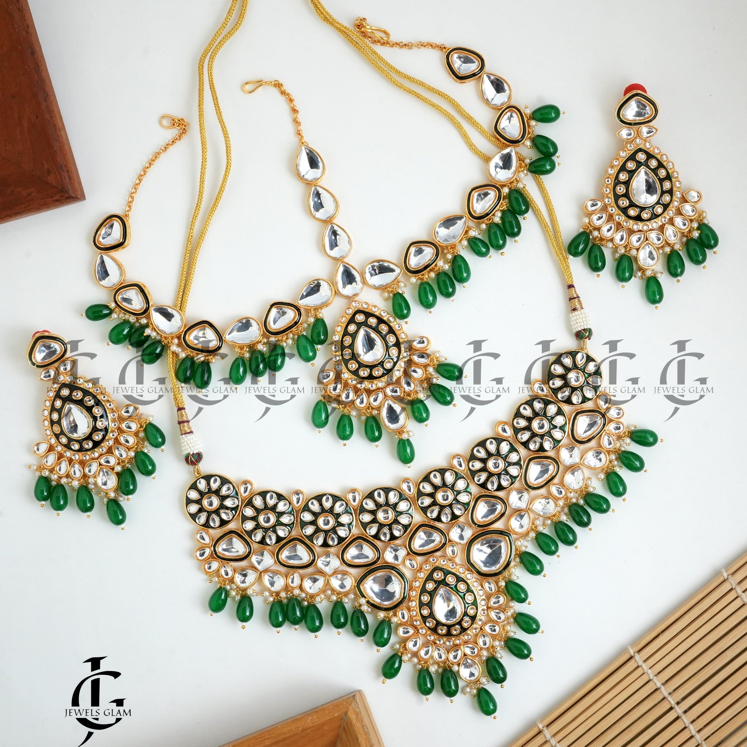 Radiant Kundan and Green Bead Bridal Jewelry Set