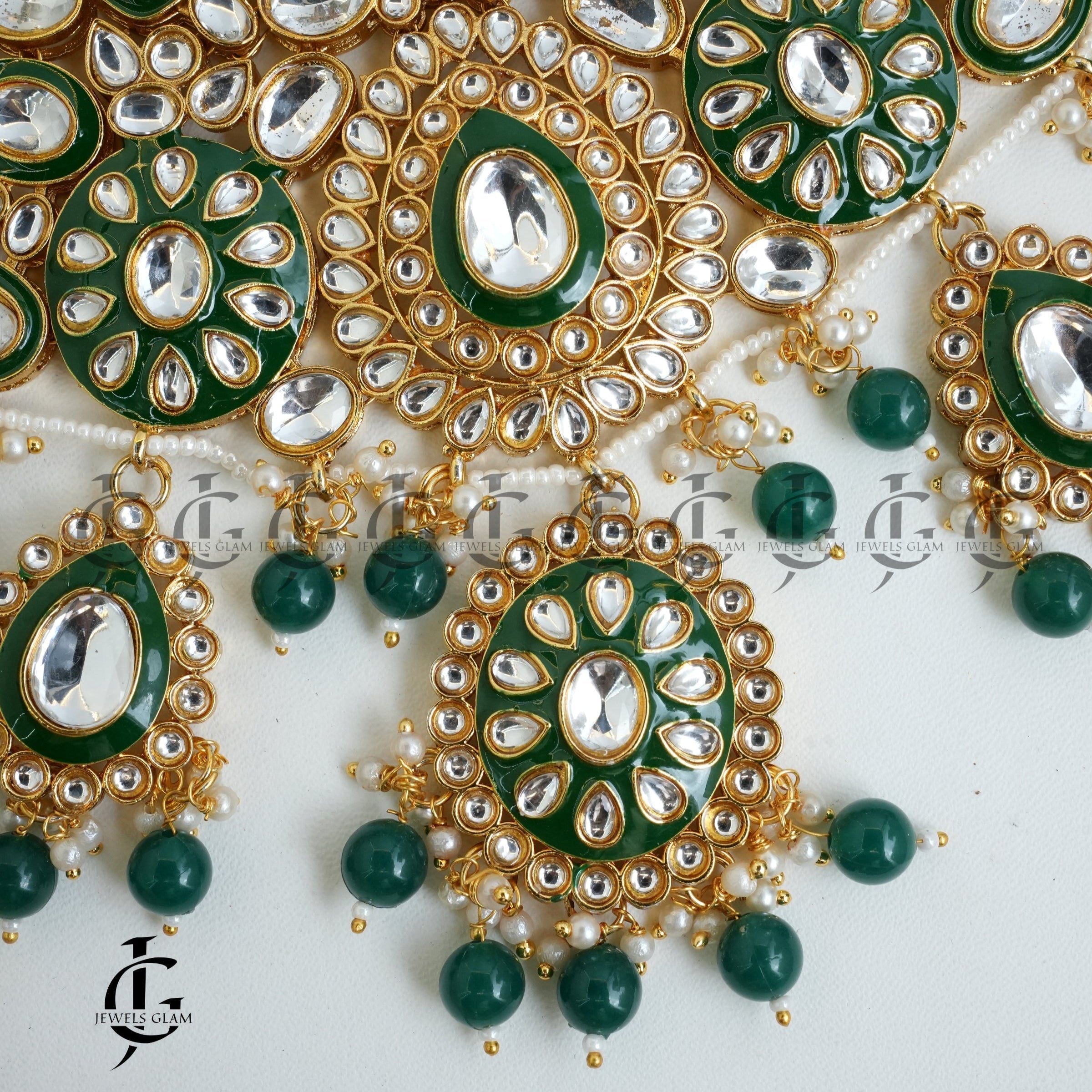 Regal Emerald Kundan Bridal Jewelry Set