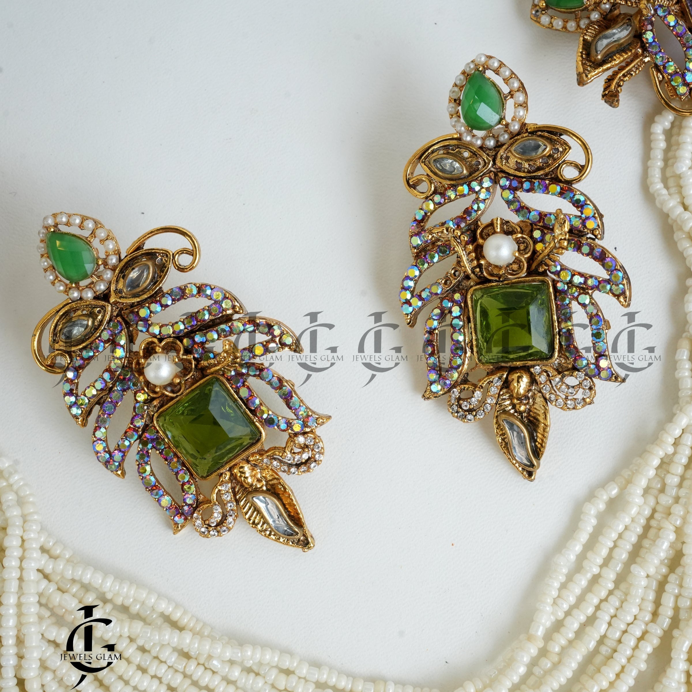 Royal Multilayer Pearl Mala with Ornate Gemstone Clasps