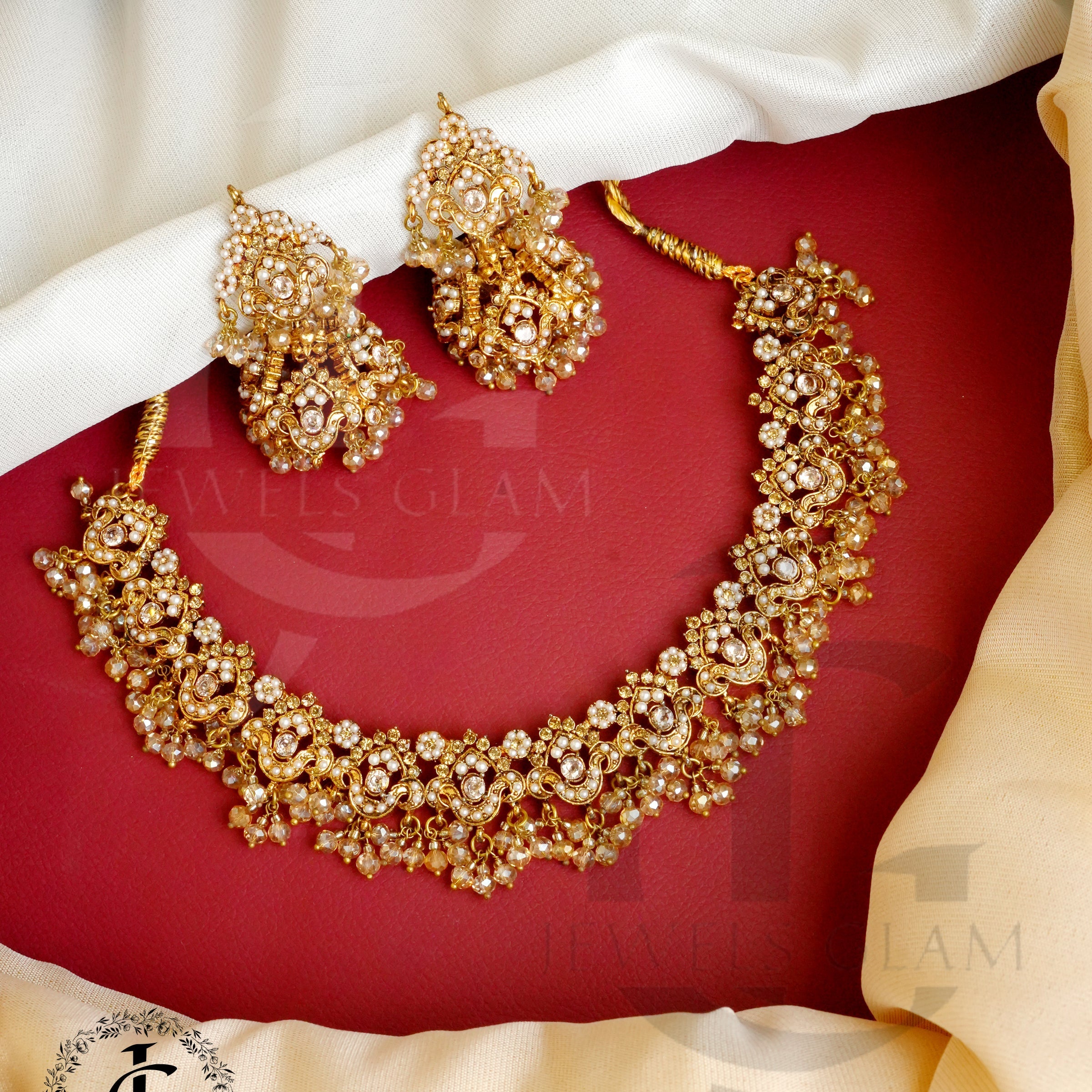 Royal Pearl-Studded Bridal Jewelry Set