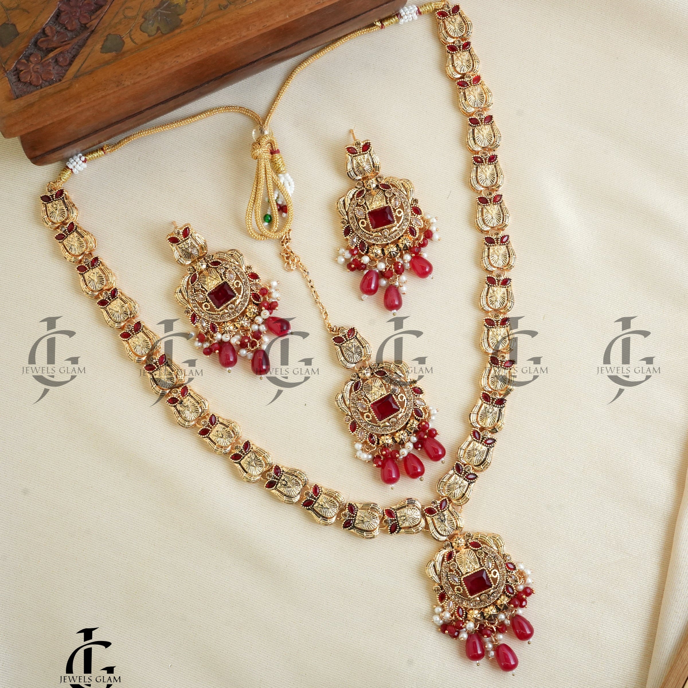 Majestic Ruby Elegance Necklace Set