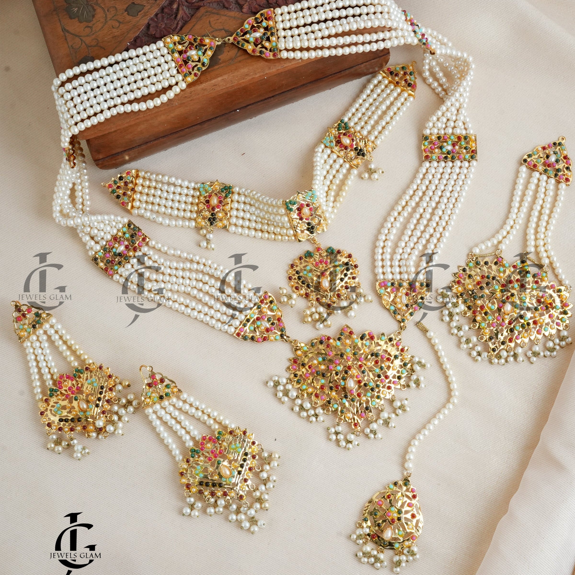 Multicolor Pearl Royal Bridal Jewelry Set