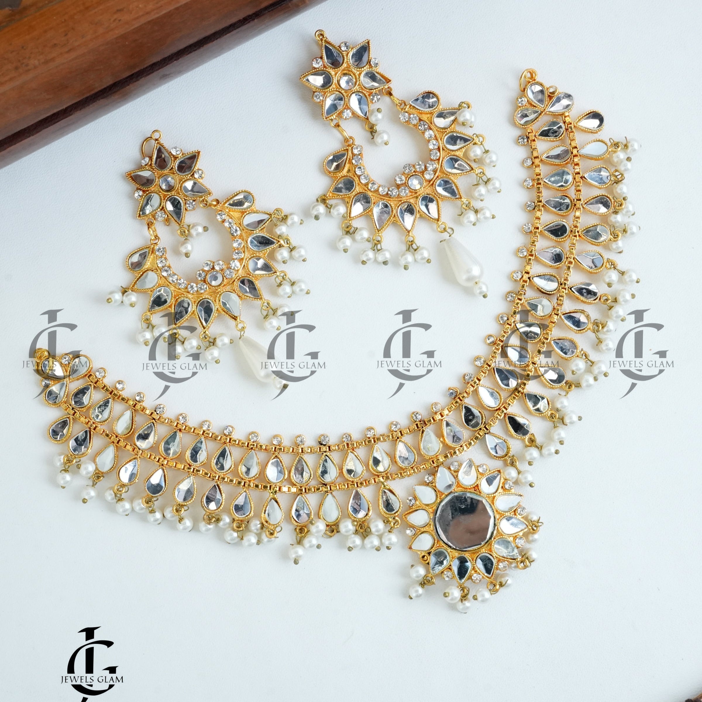 Royal Kundan and Pearl Choker Set
