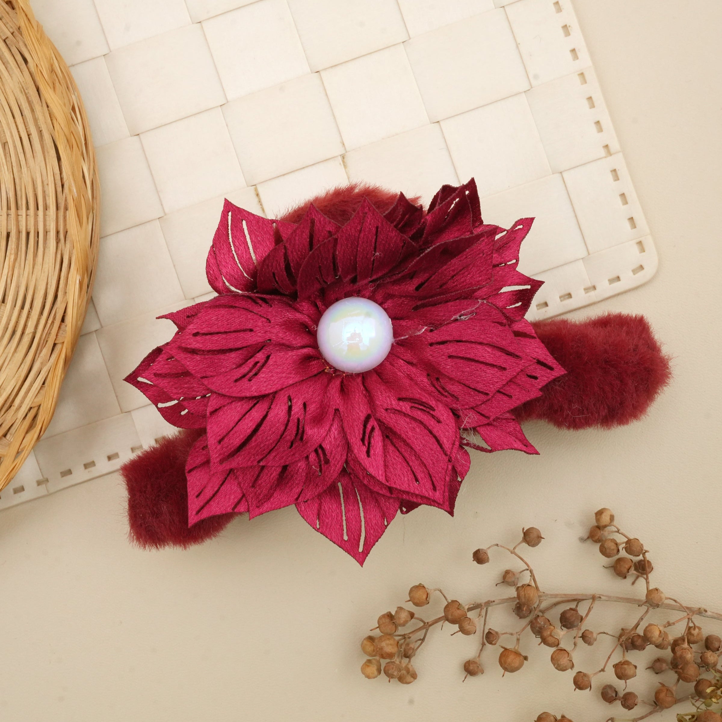 Elegant Floral Fur Hair Catchers with Pearl Accent