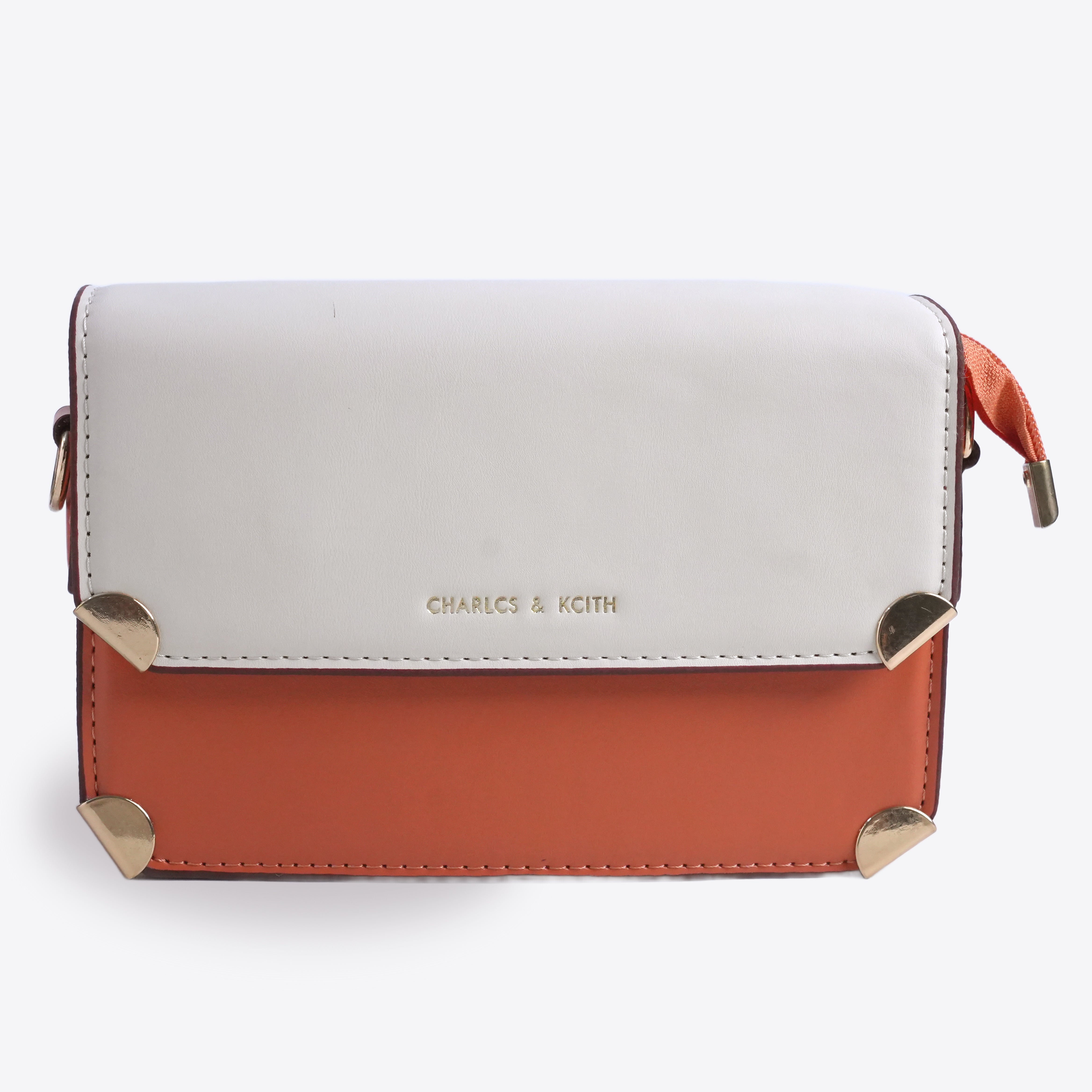 Women Sleek Leather Shoulder Bag