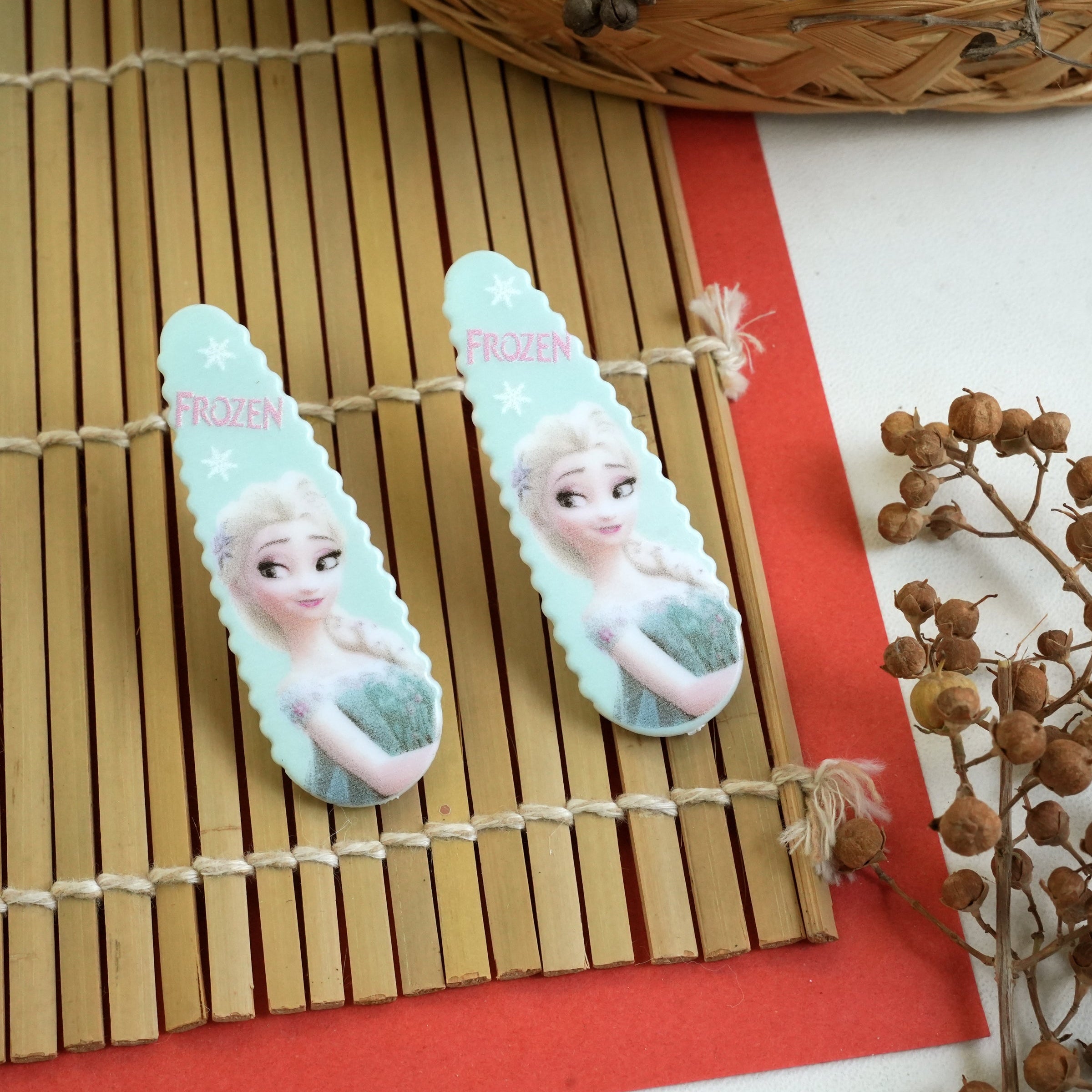 Frozen-Themed Hair Pins – Magical Style for Little Fans