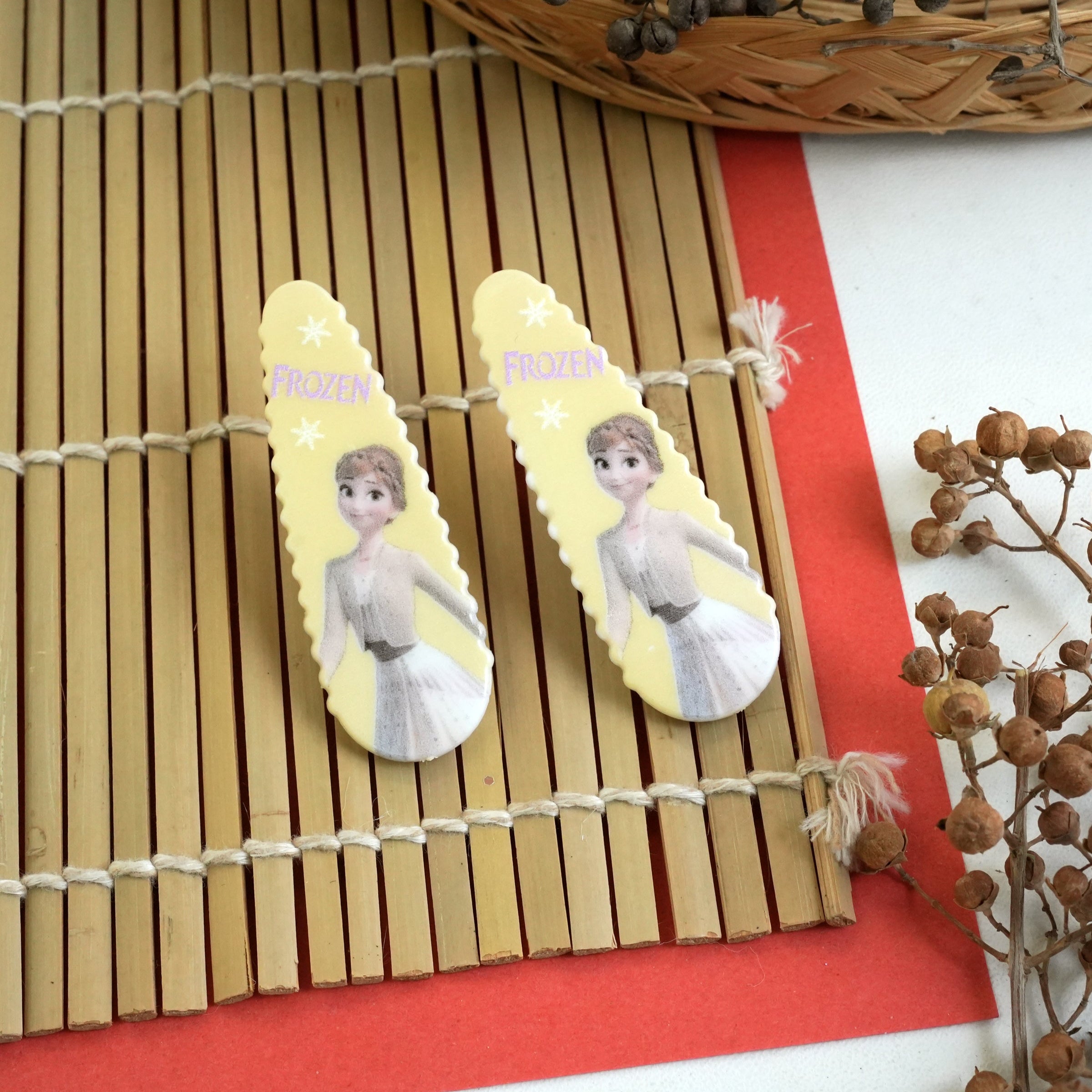 Frozen-Themed Hair Pins – Magical Style for Little Fans