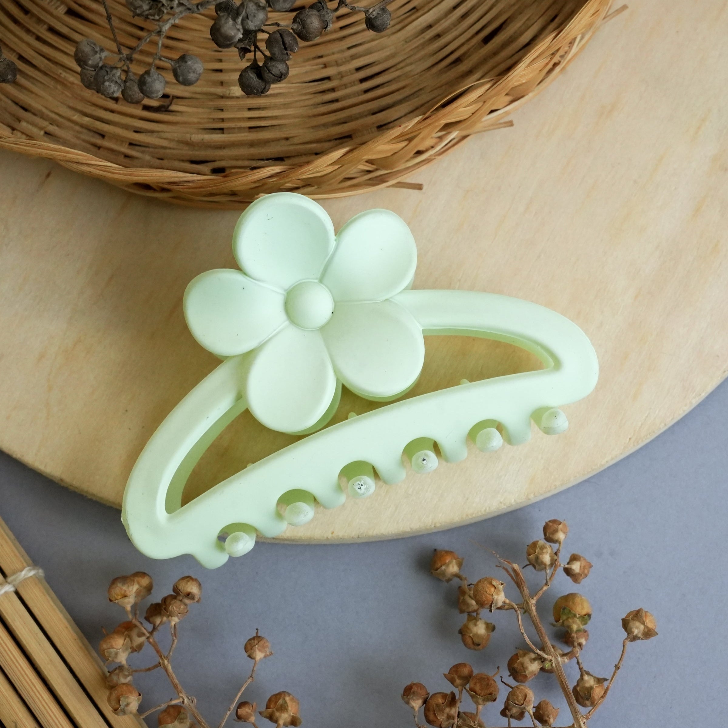 BloomGrip Floral Hair Claw Clips