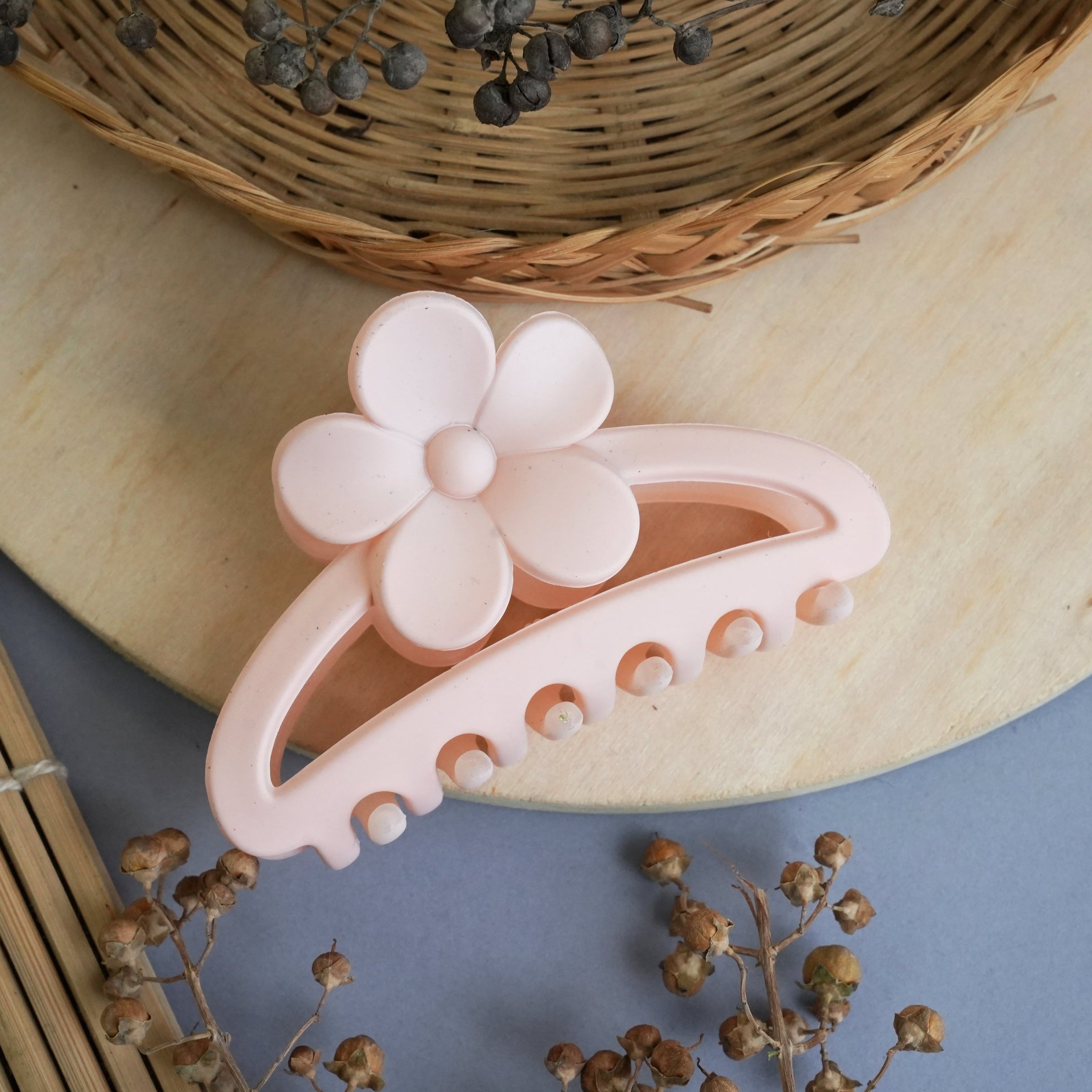 BloomGrip Floral Hair Claw Clips