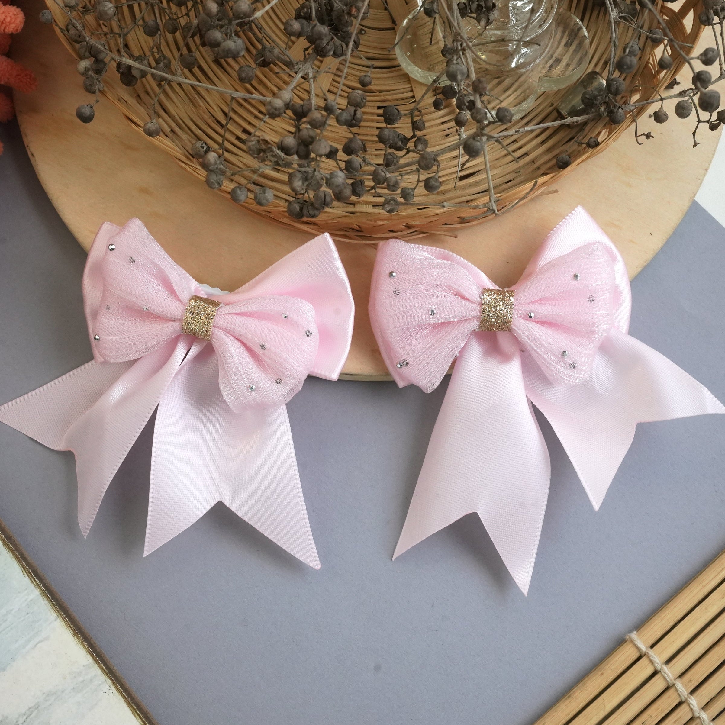 Elegant Glitter Bow Hair Clips Pair