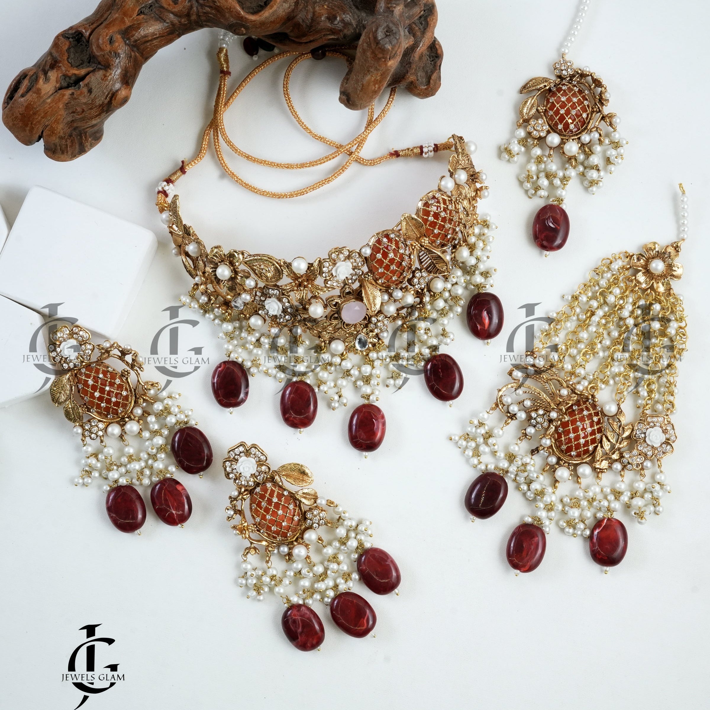 Matte Gold Turkish Collar Set With Deep Red and Pearl Accents