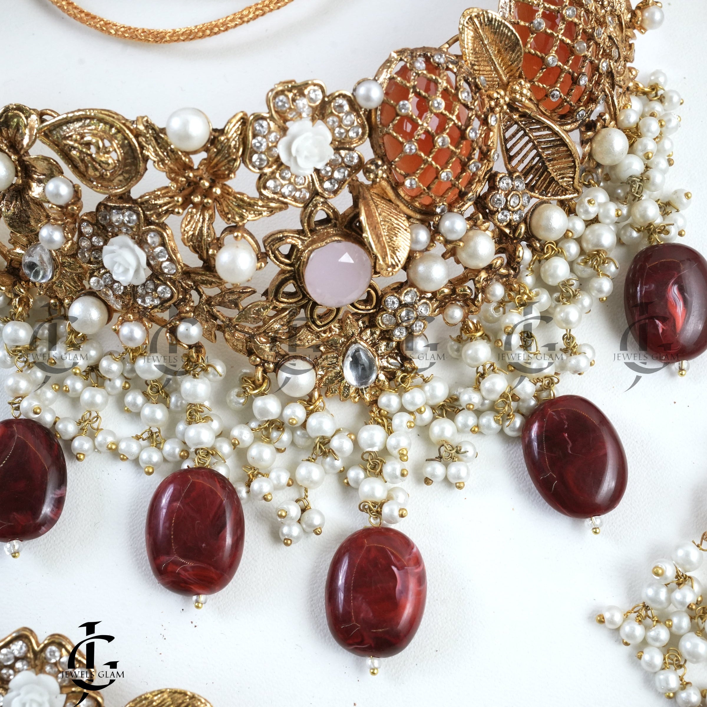 Matte Gold Turkish Collar Set With Deep Red and Pearl Accents