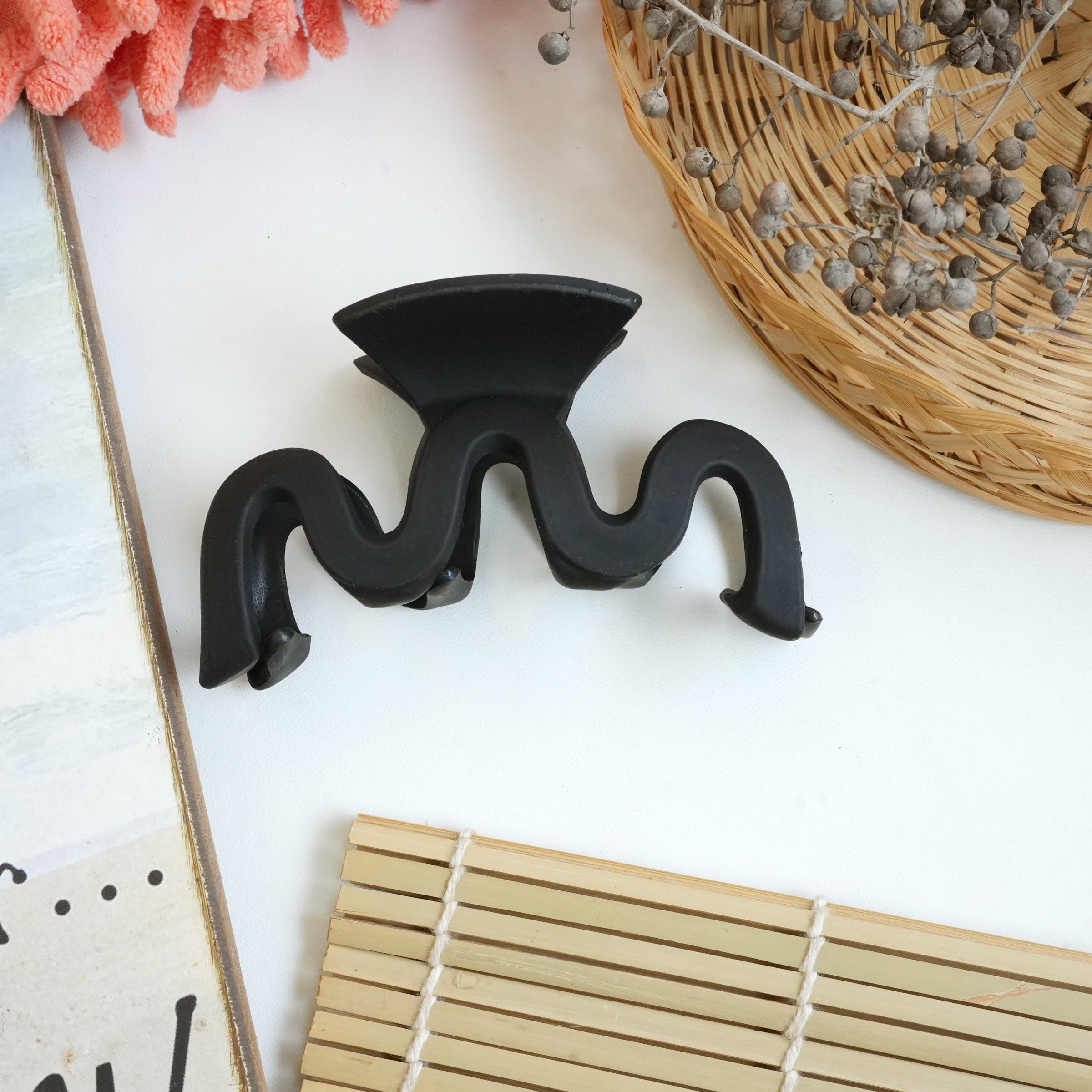 Wavy Hair Catcher