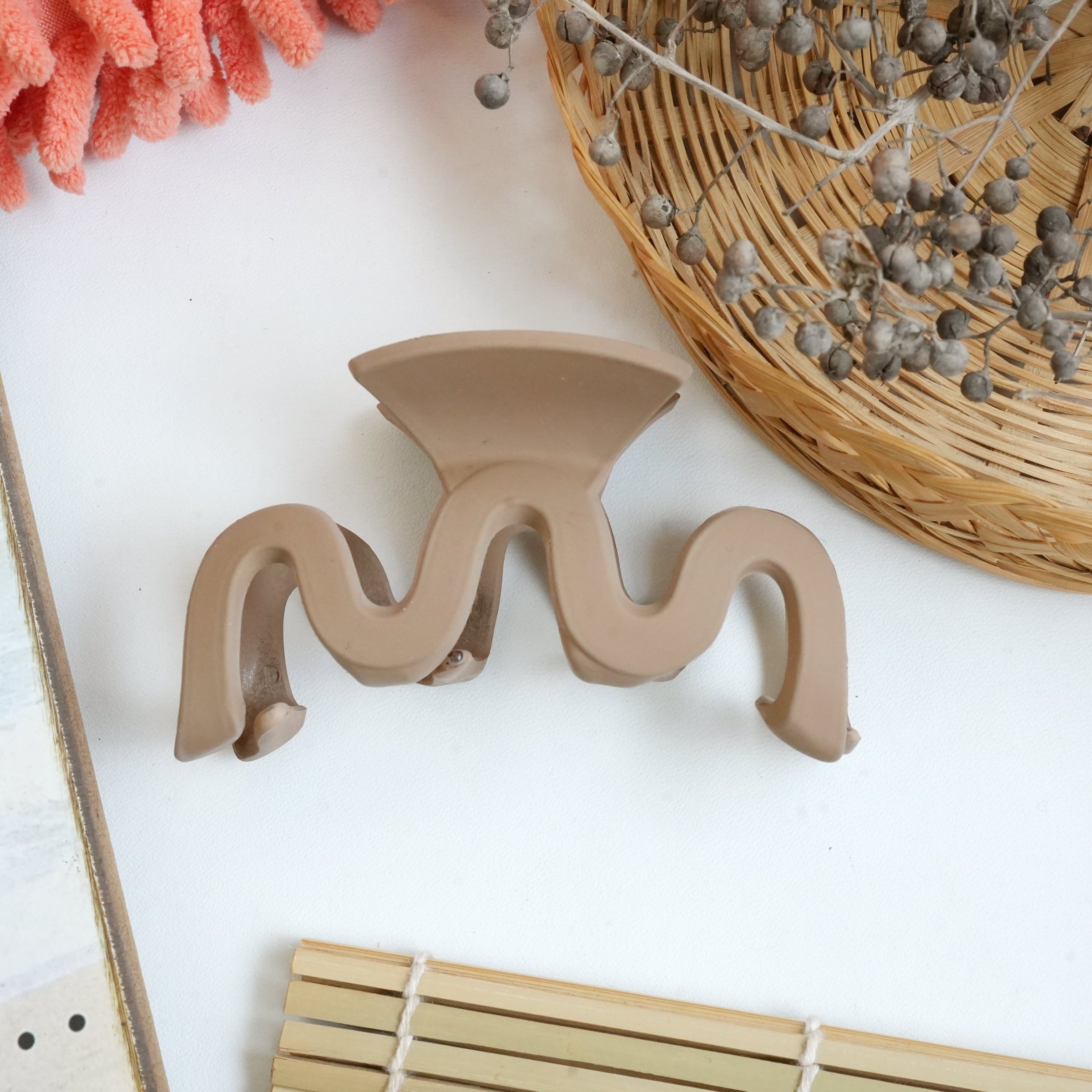 Wavy Hair Catcher