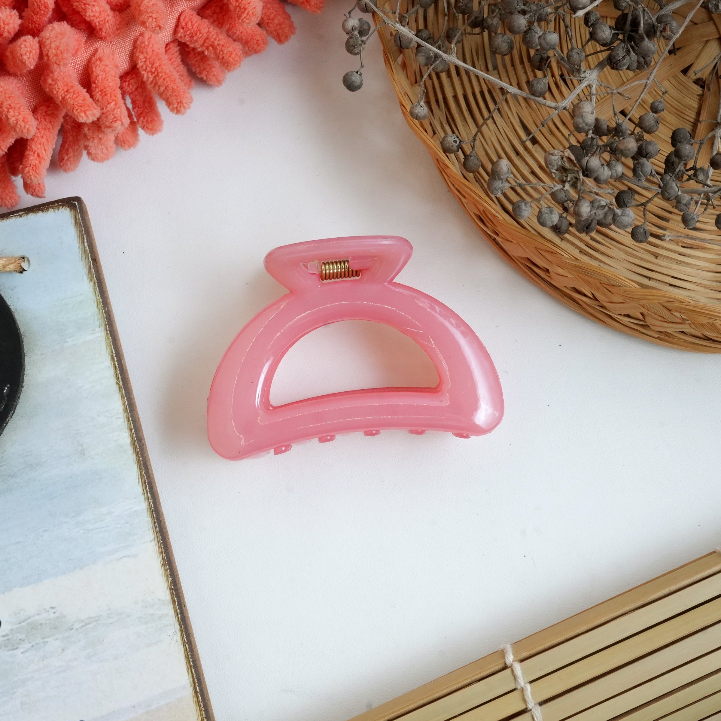 Transparent Pastel Hair Clips - Chic and Functional