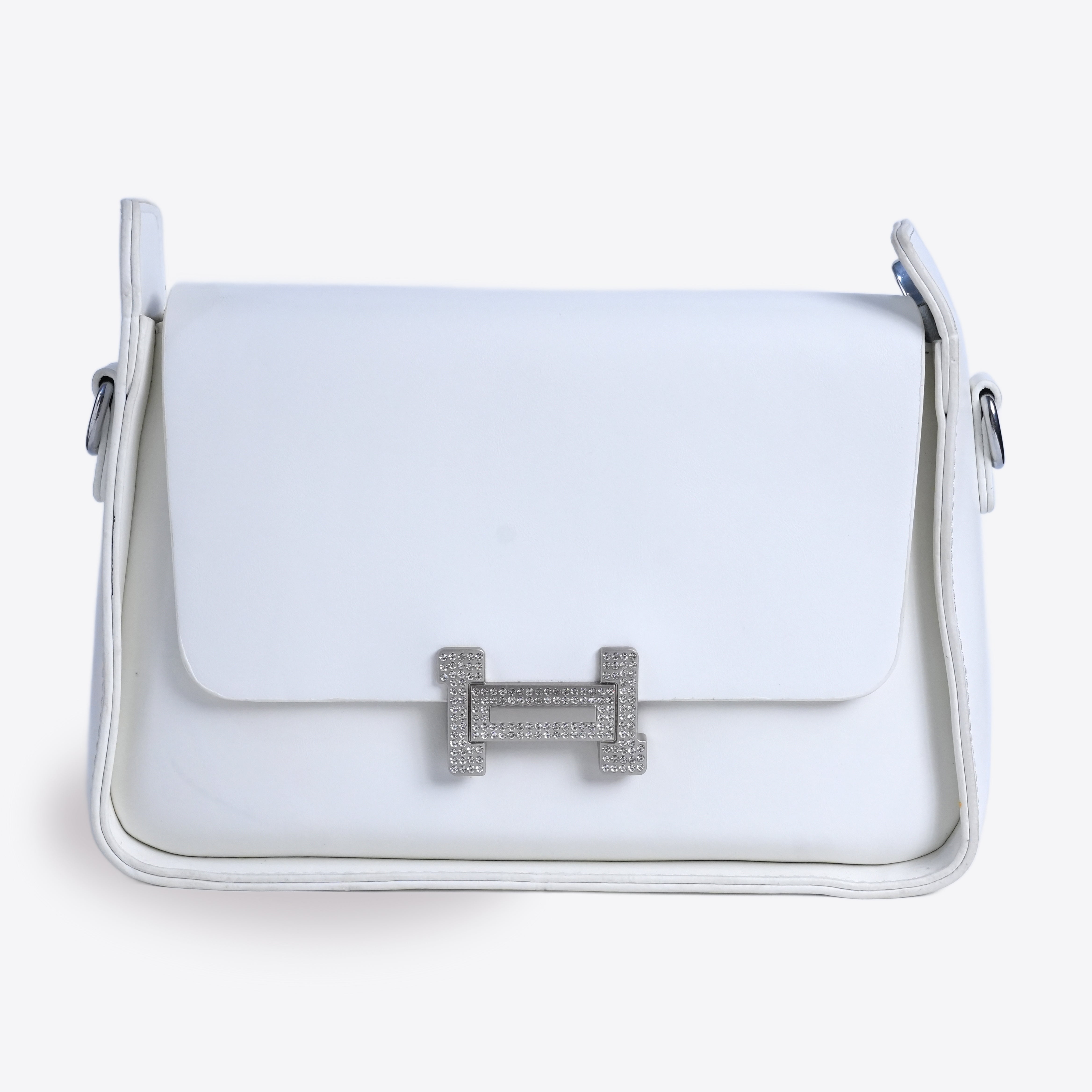 Women Sleek Crossbody Bag