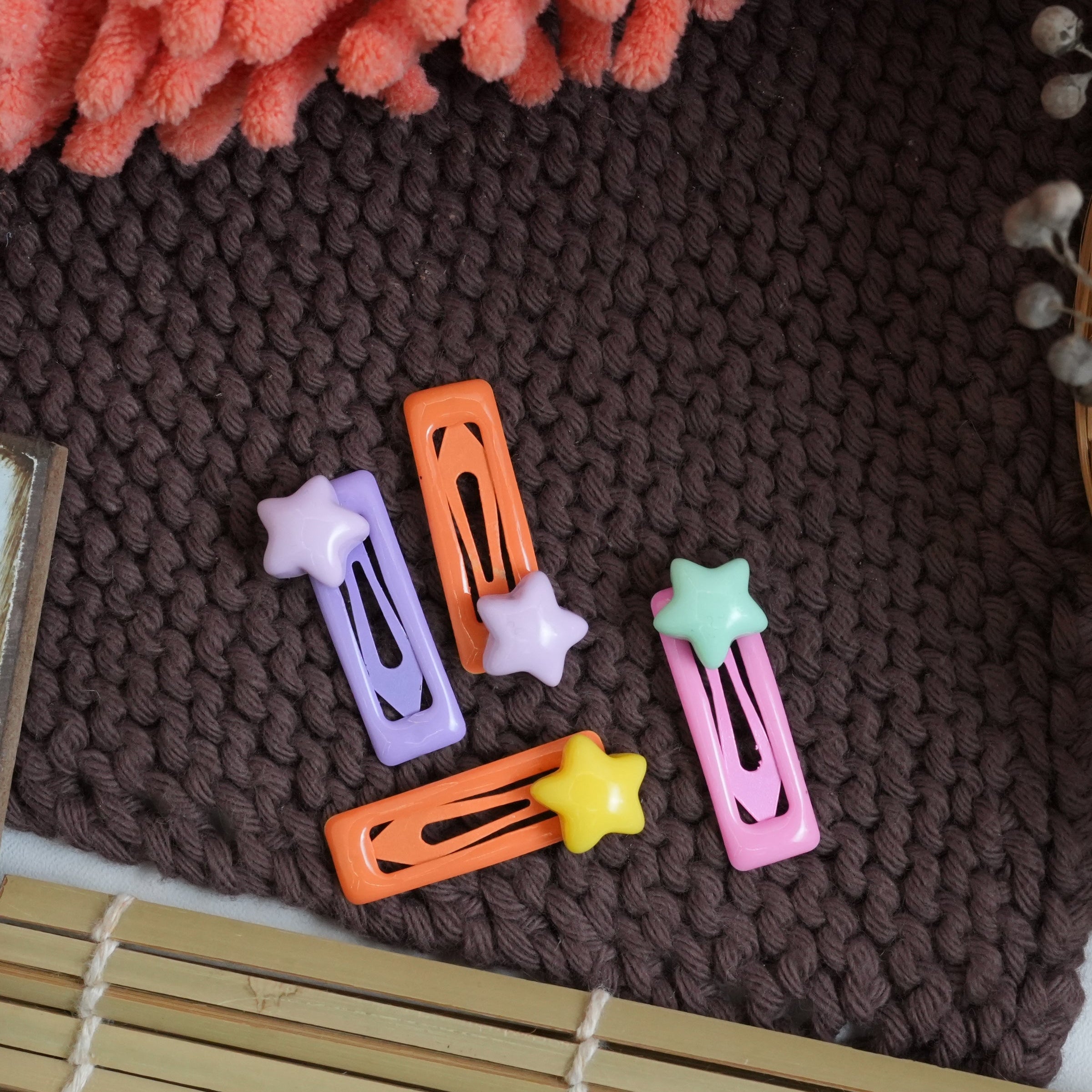 Vibrant Star Hair Pins Set