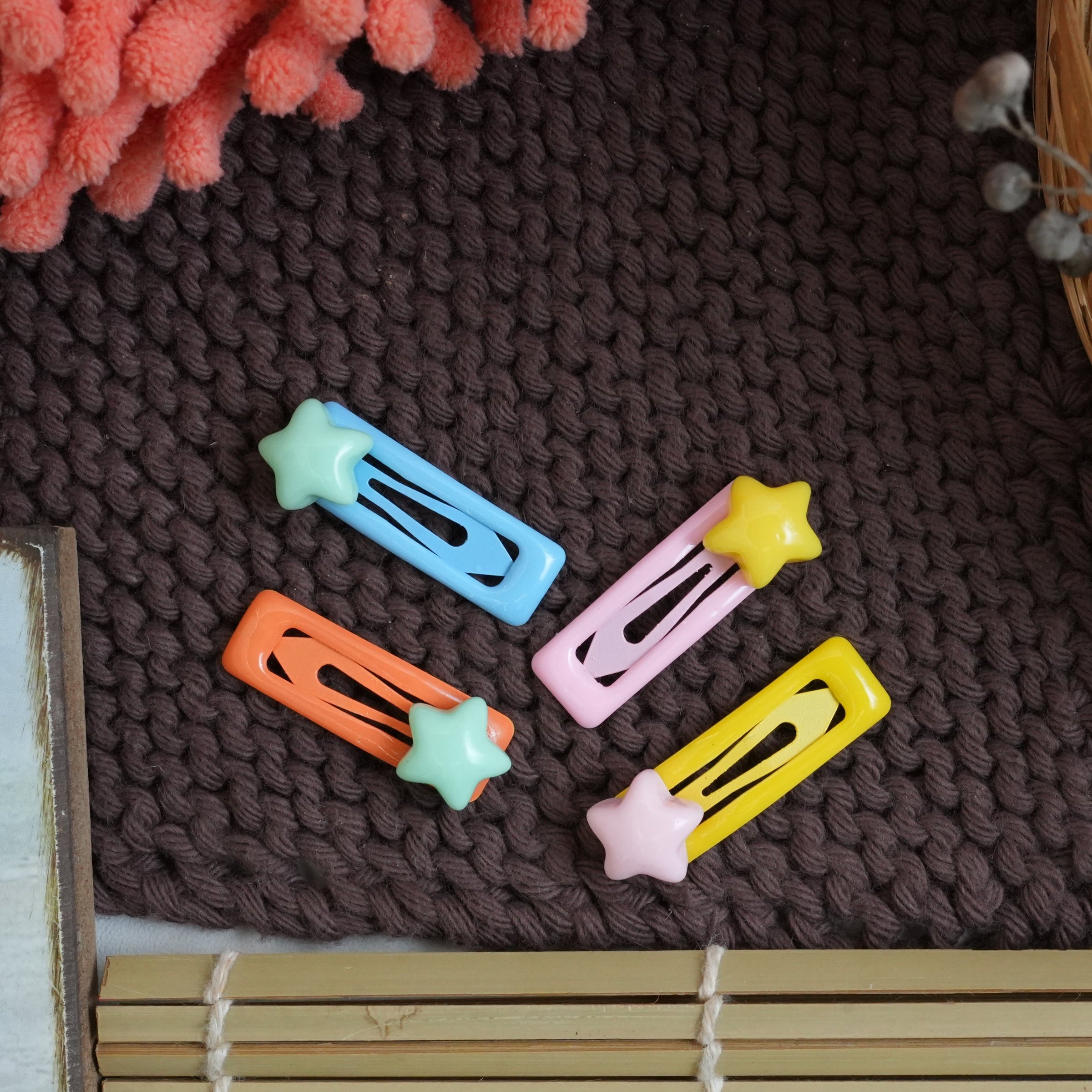 Vibrant Star Hair Pins Set