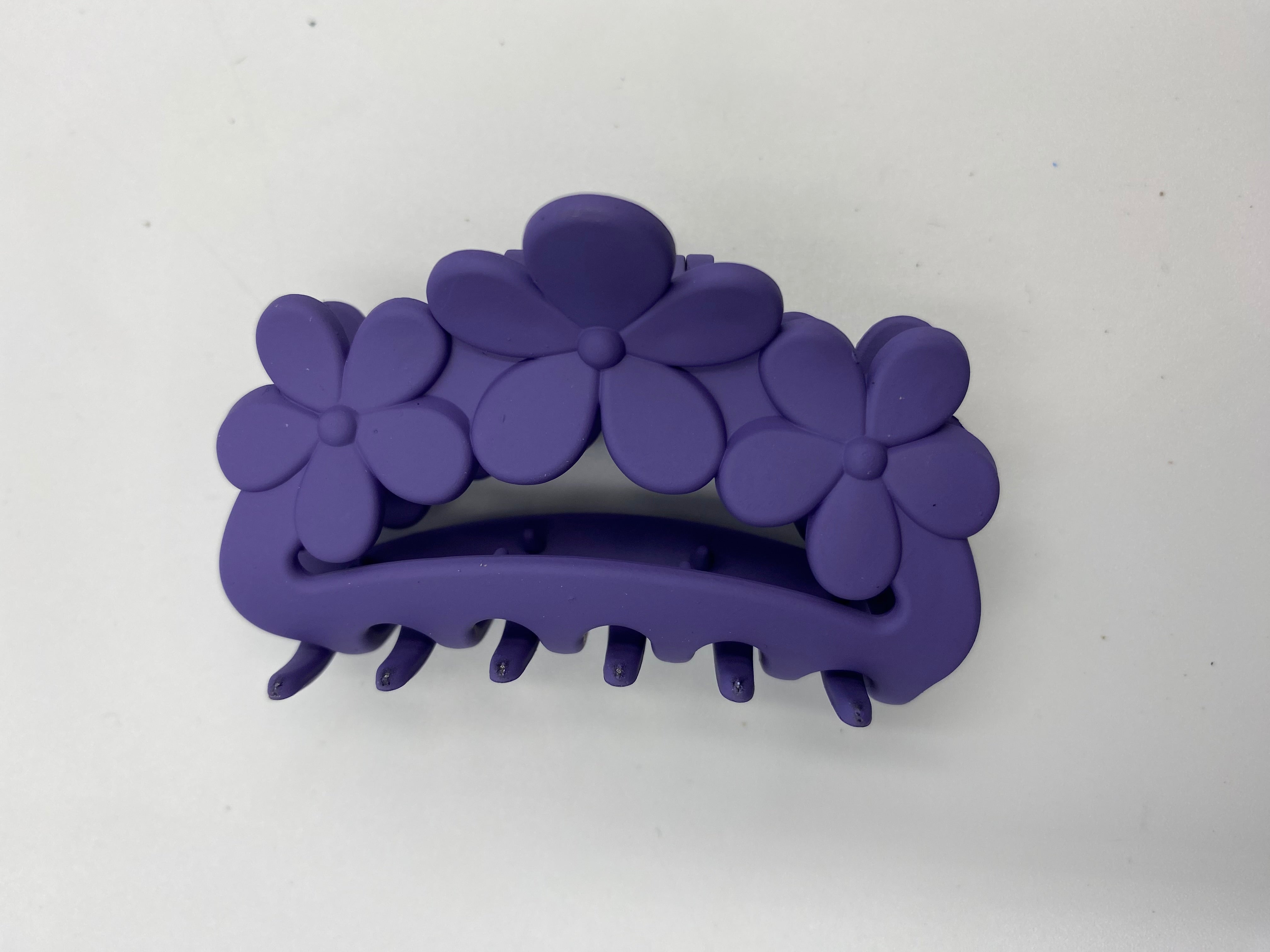 Floral Elegance Hair Claw