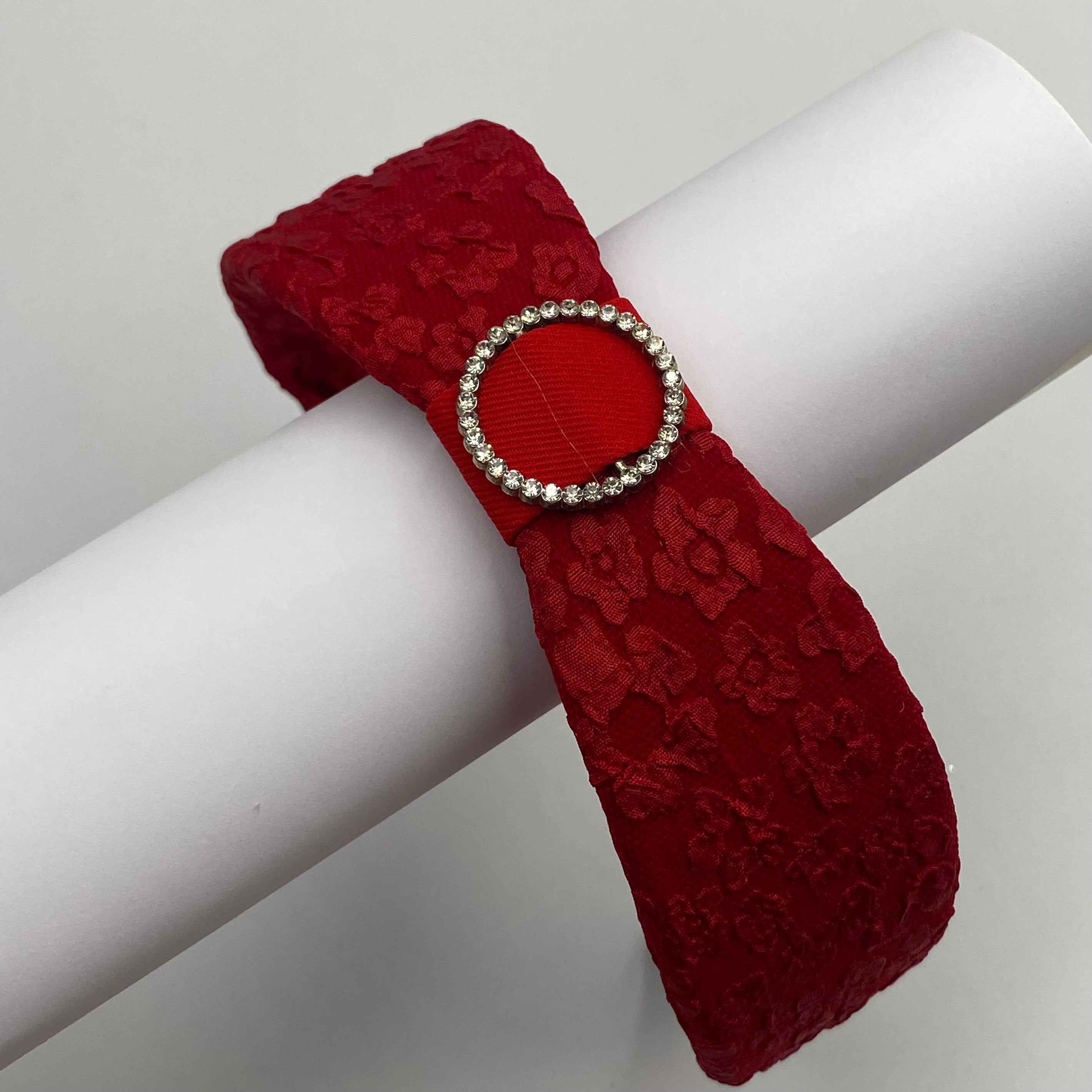 Elegant Lace Hairband with Rhinestone Accent