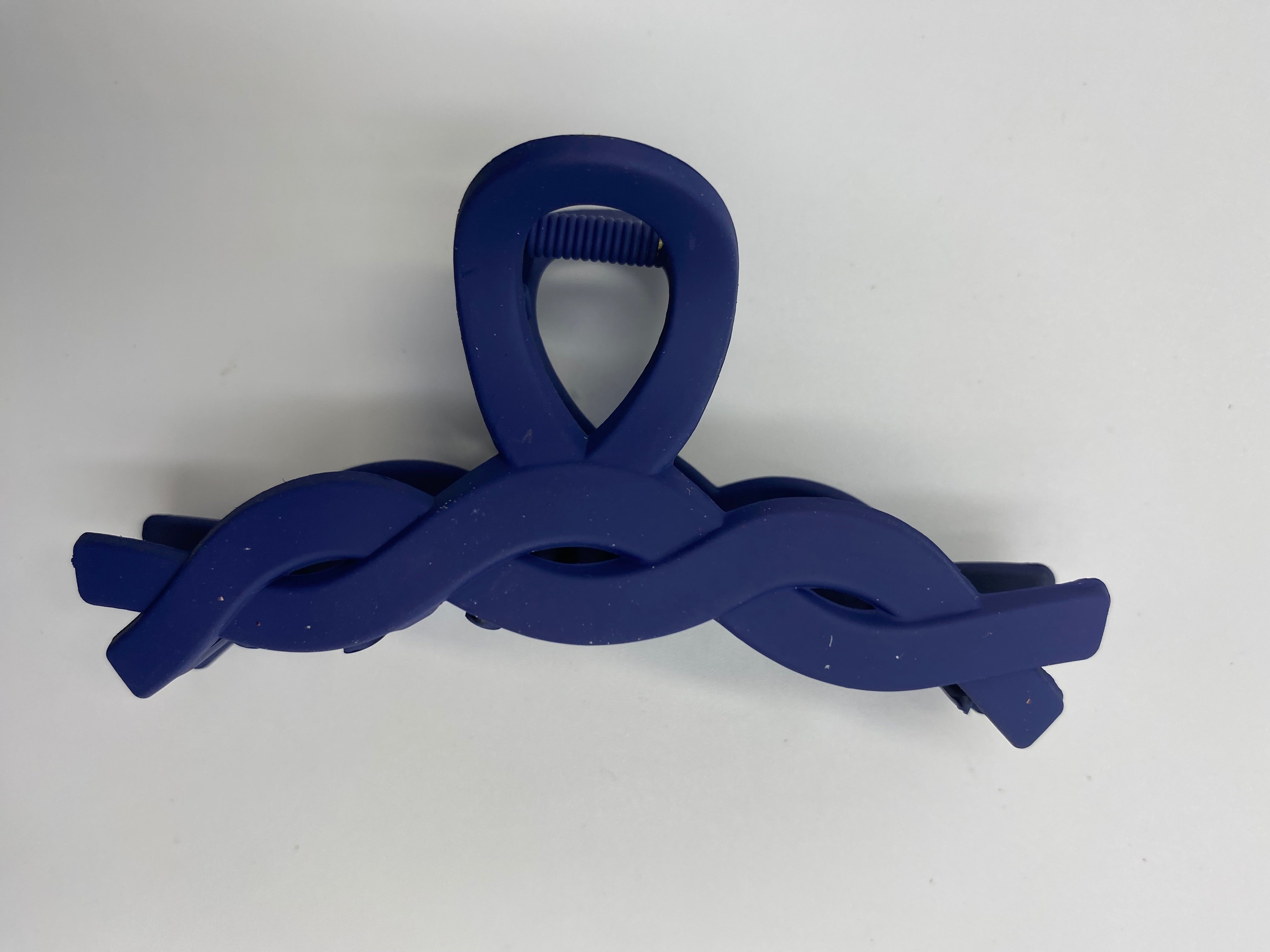 Twisted Matte Hair Claw Clips