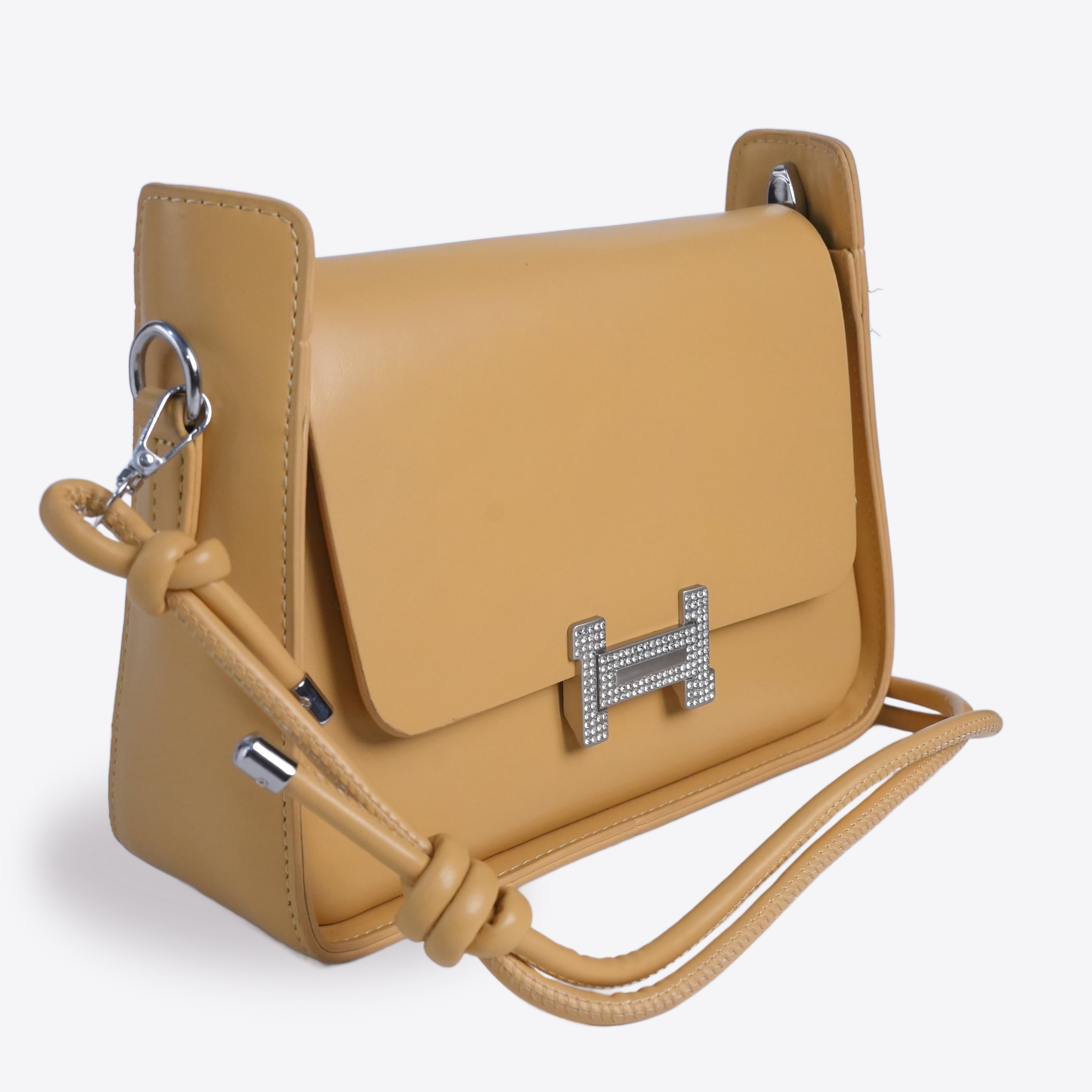 Women Sleek Crossbody Bag