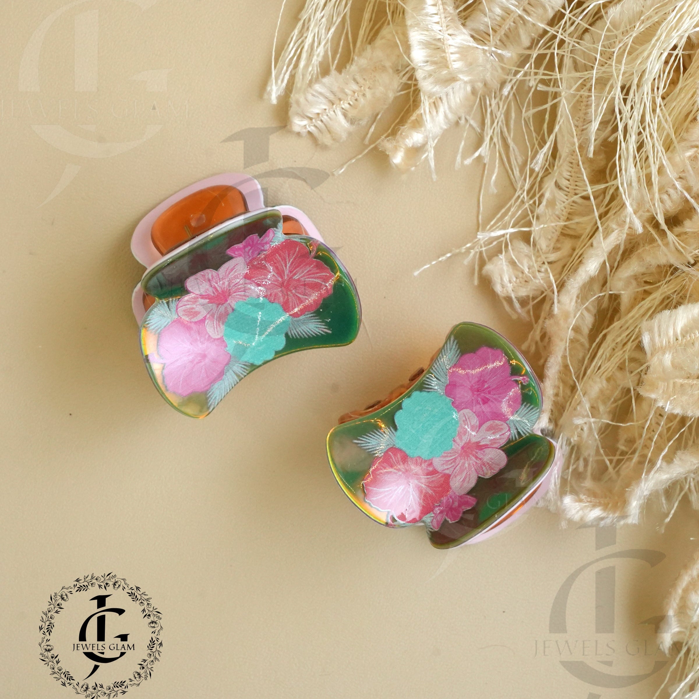 Floral Charm Acrylic Hair Catchers