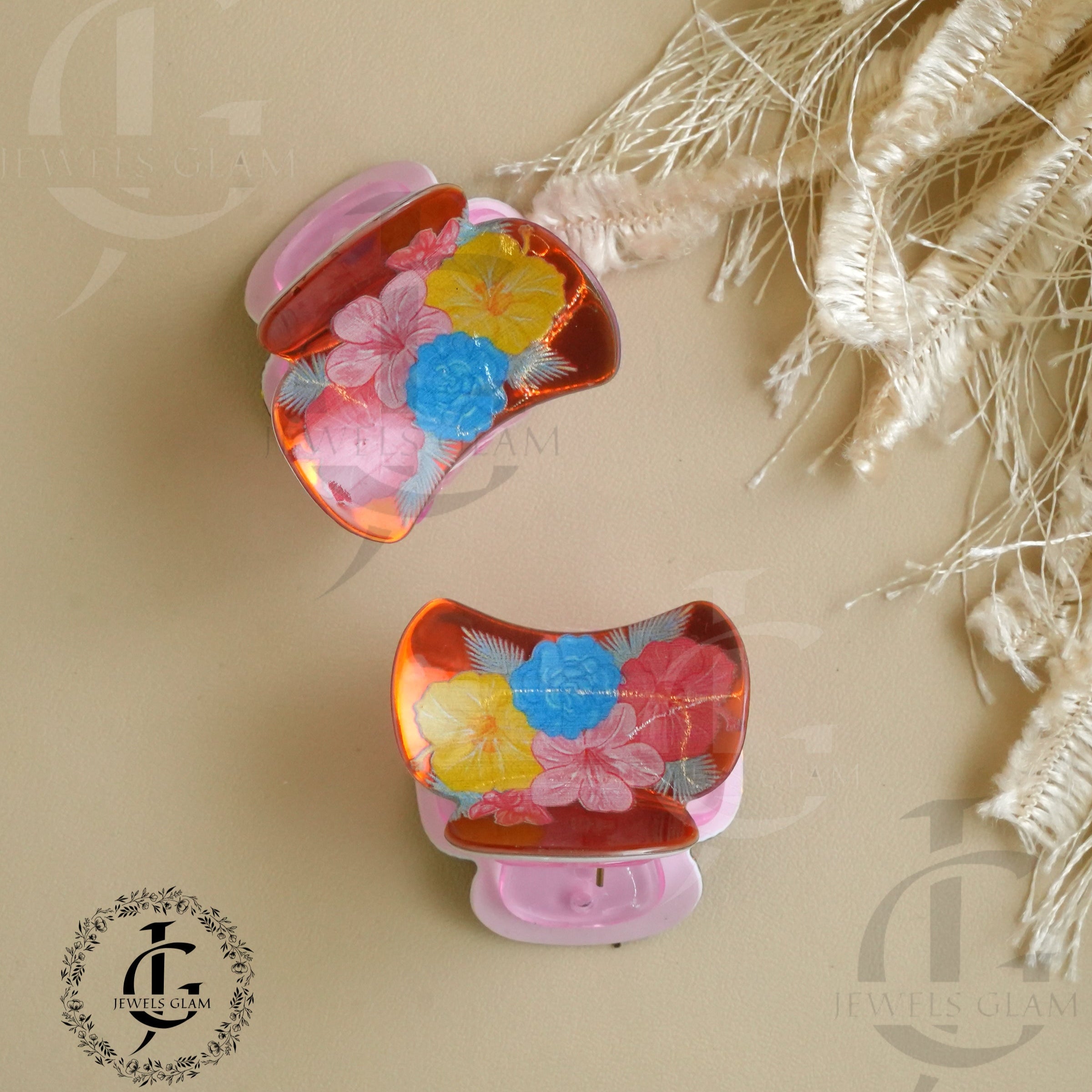 Floral Charm Acrylic Hair Catchers