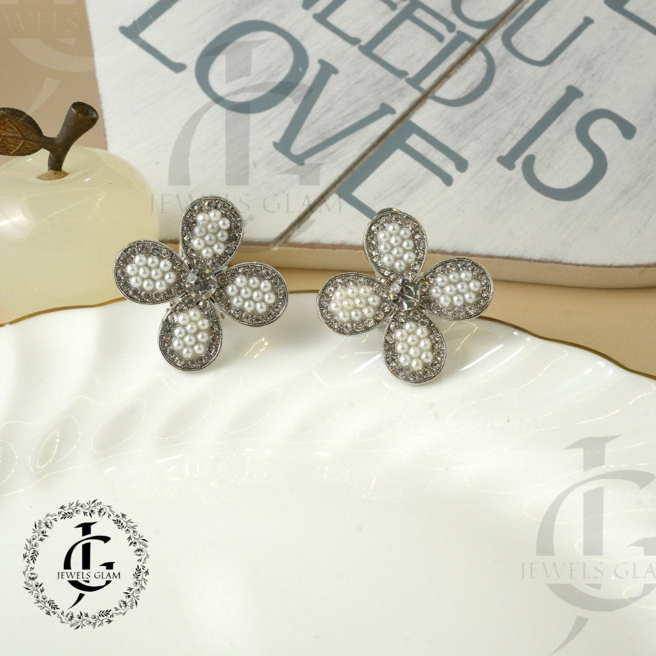 Pearl & Rhinestone Flower Ear Studs