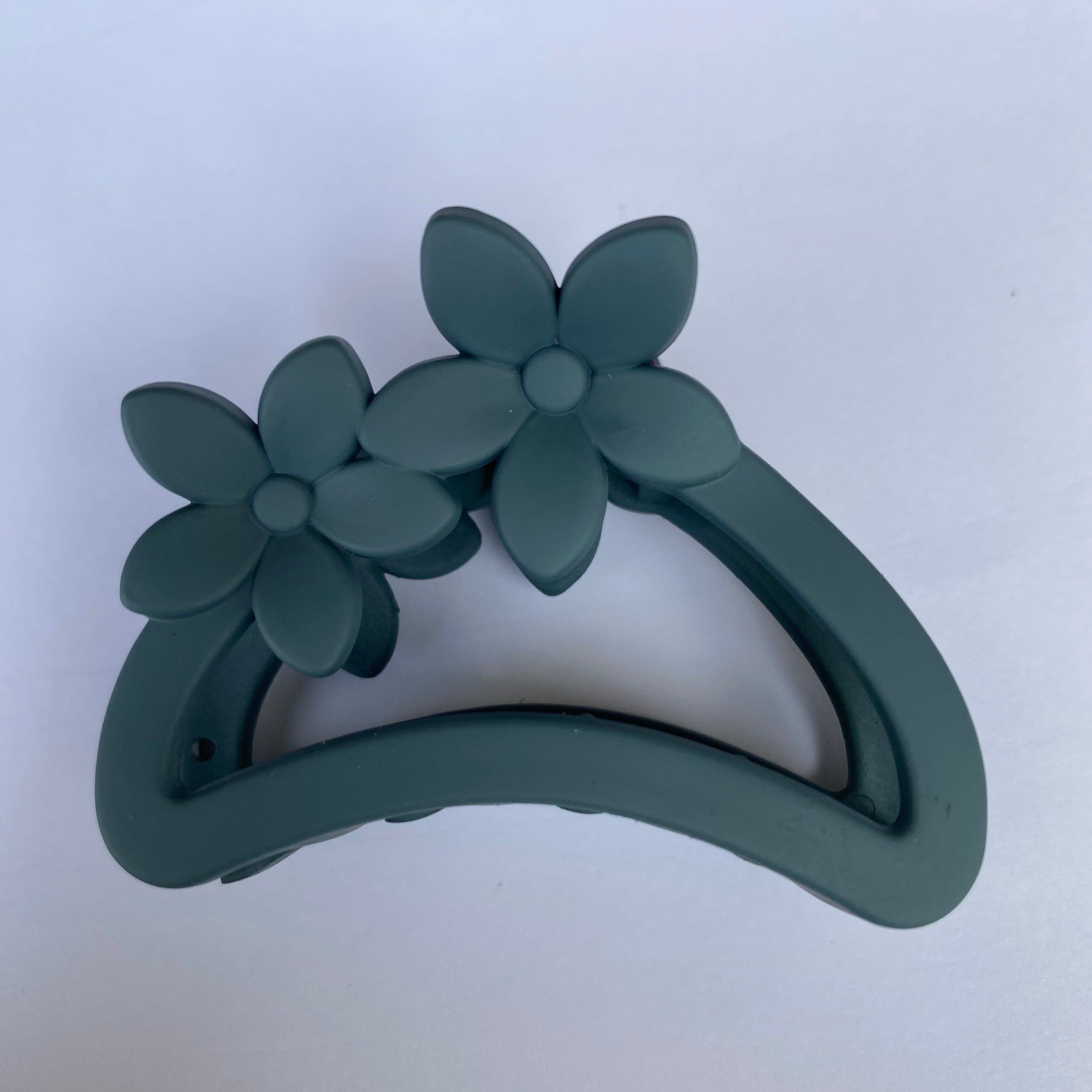 Floral Elegance Matte Hair Claws