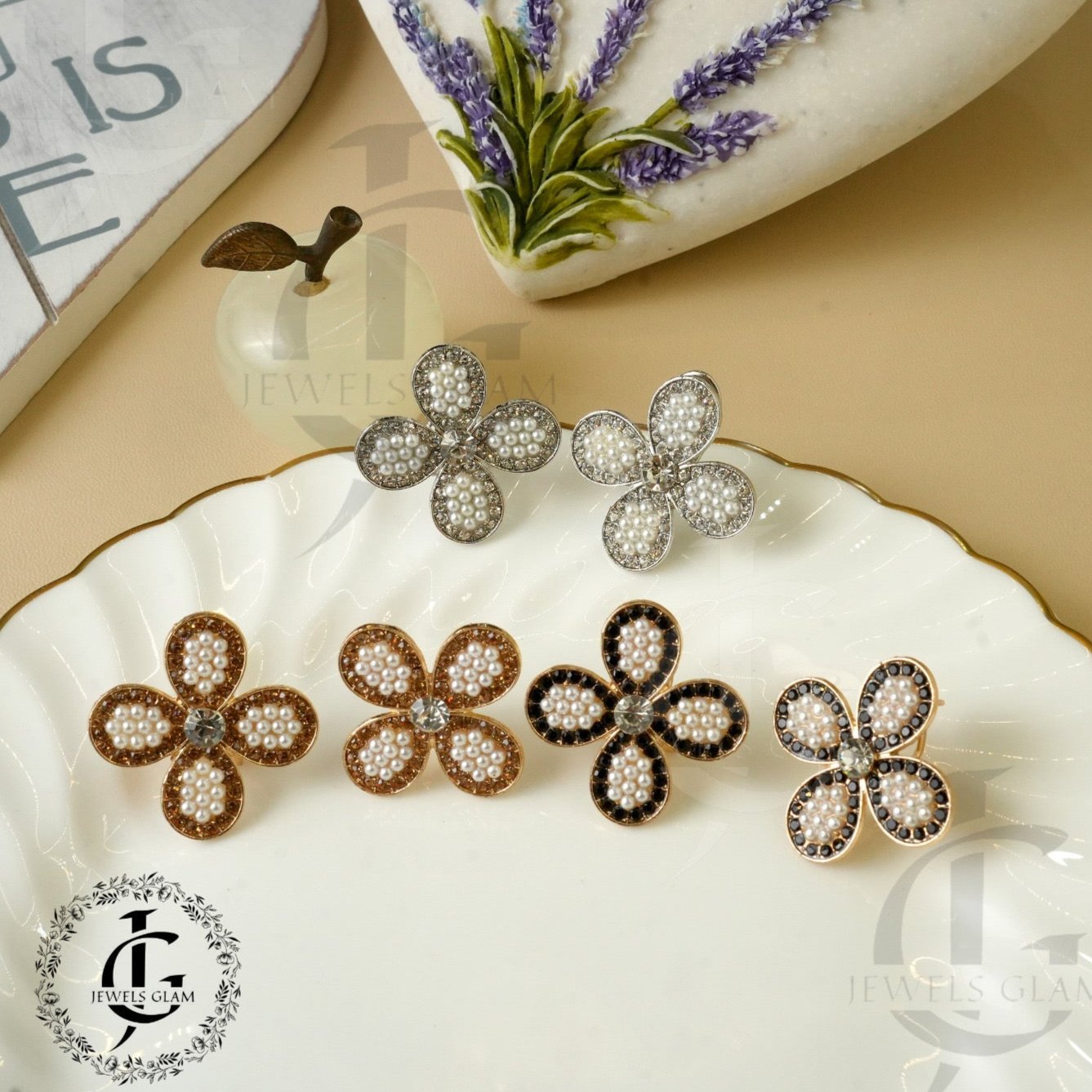 Pearl & Rhinestone Flower Ear Studs