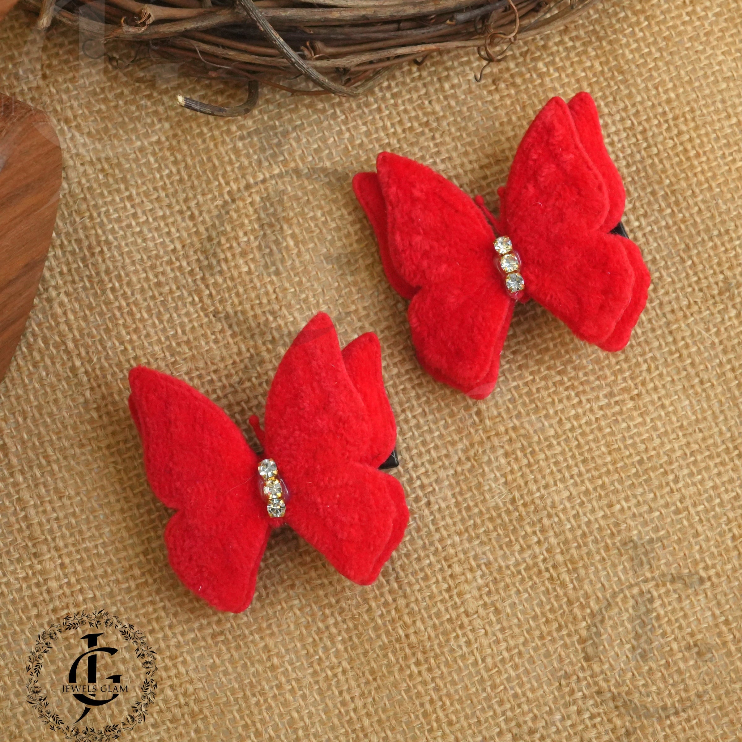 Elegant Butterfly Hair Pins (Pair)