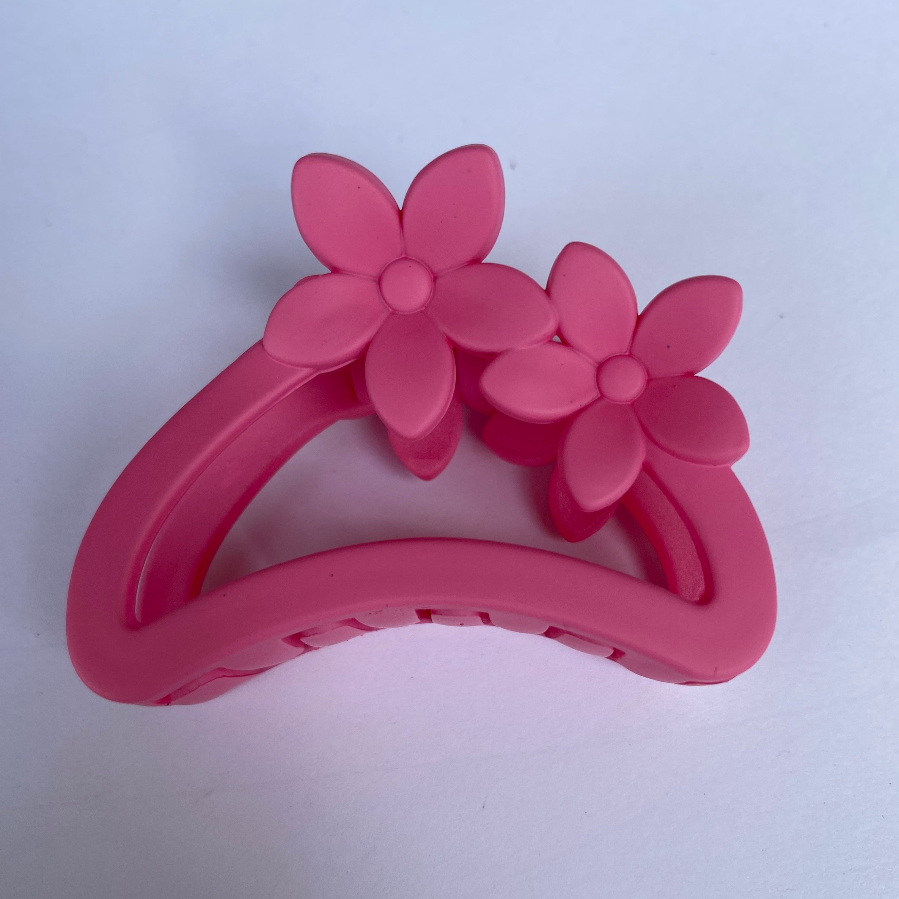 Floral Elegance Matte Hair Claws