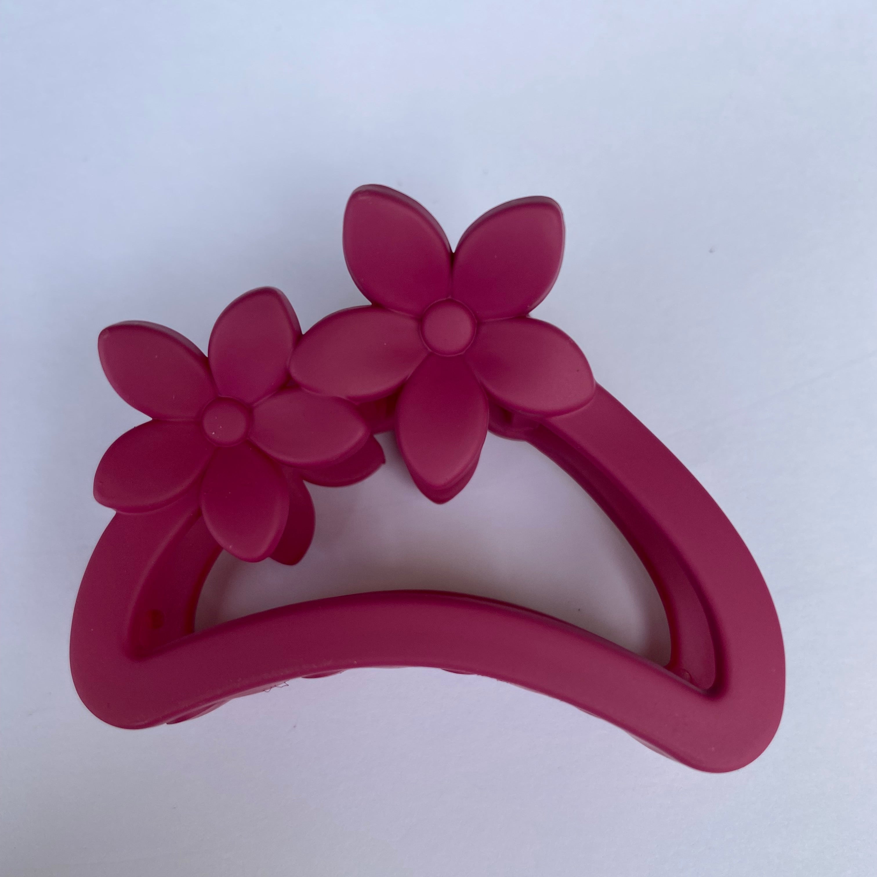 Floral Elegance Matte Hair Claws