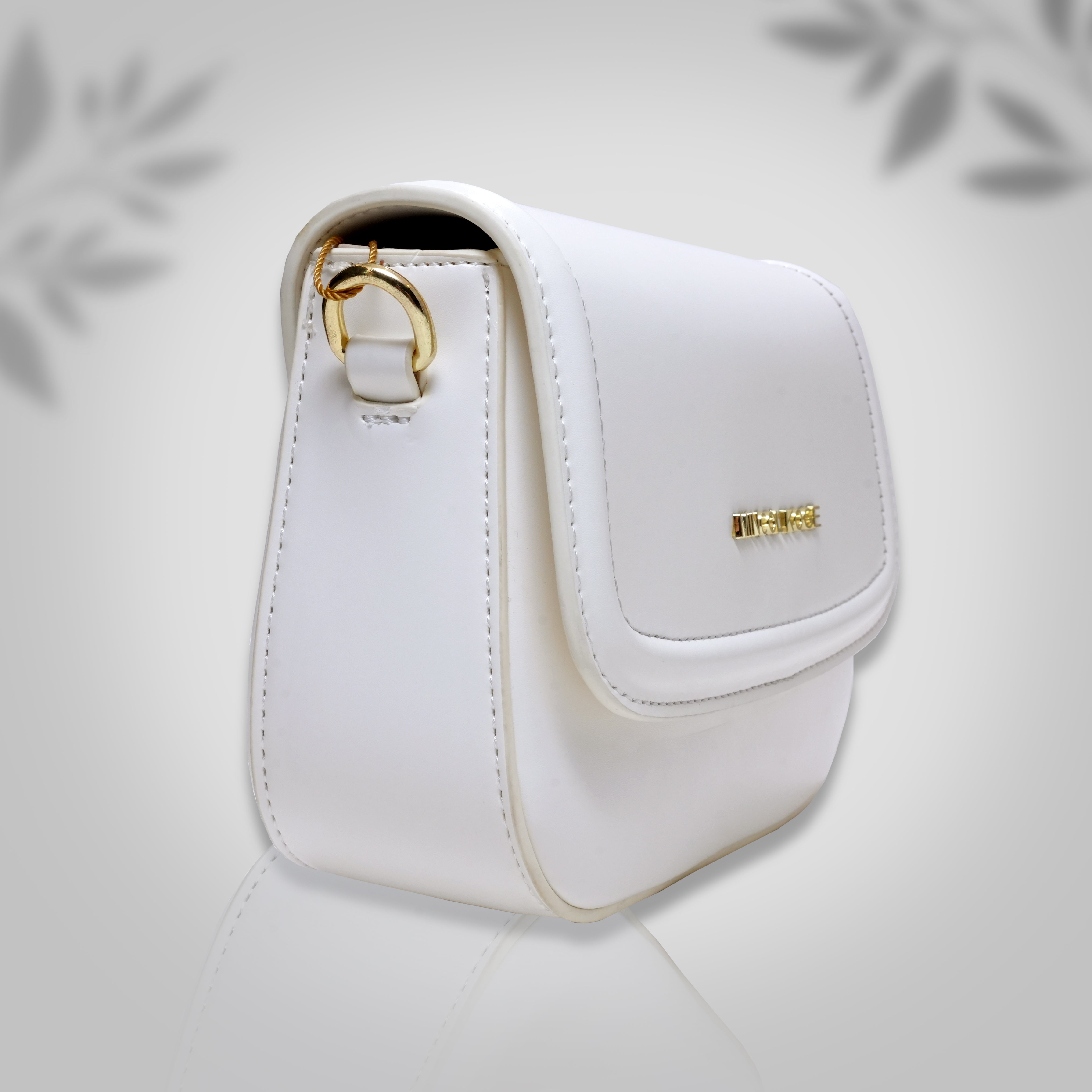 Women Sleek Leather Bag With Adjustable Strap