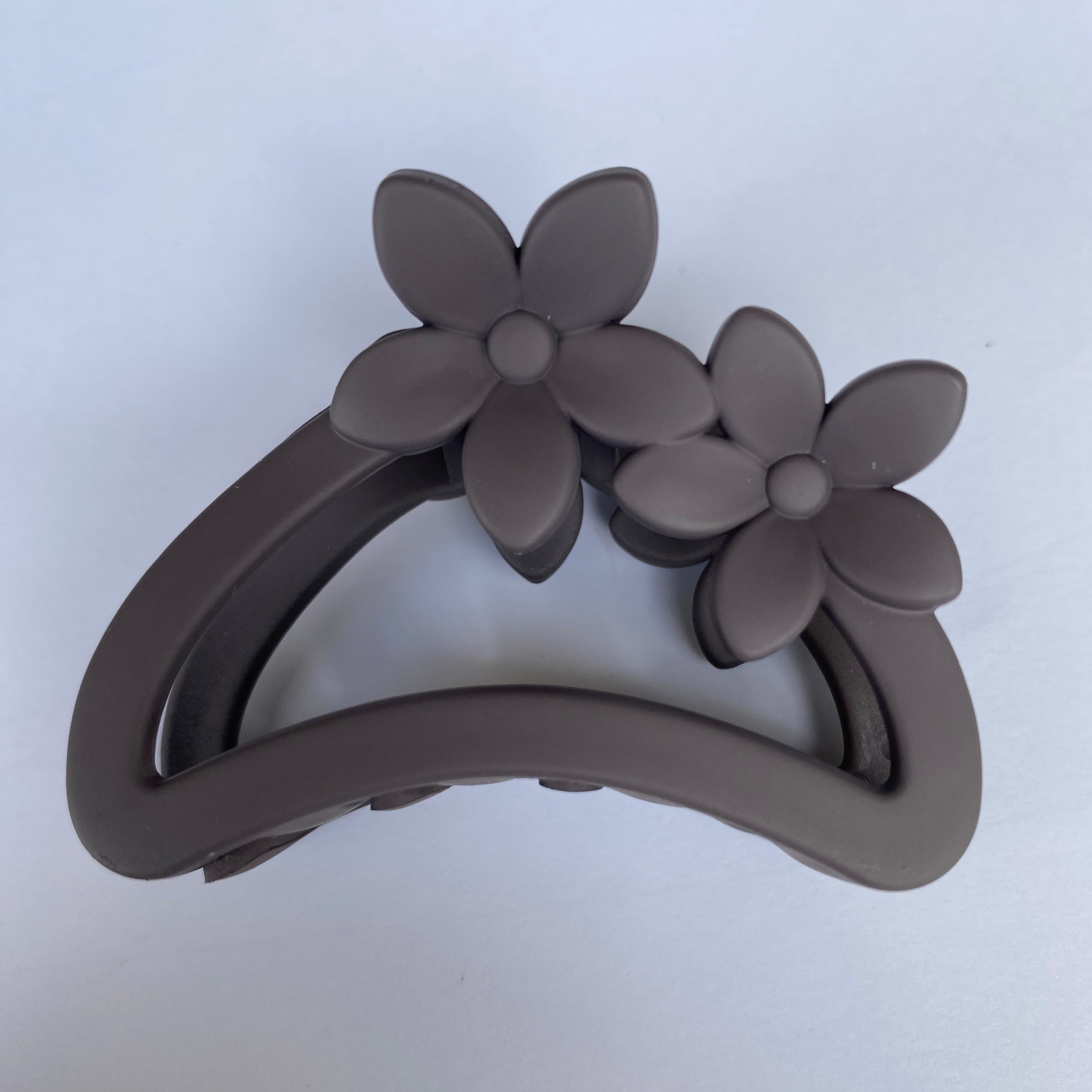 Floral Elegance Matte Hair Claws