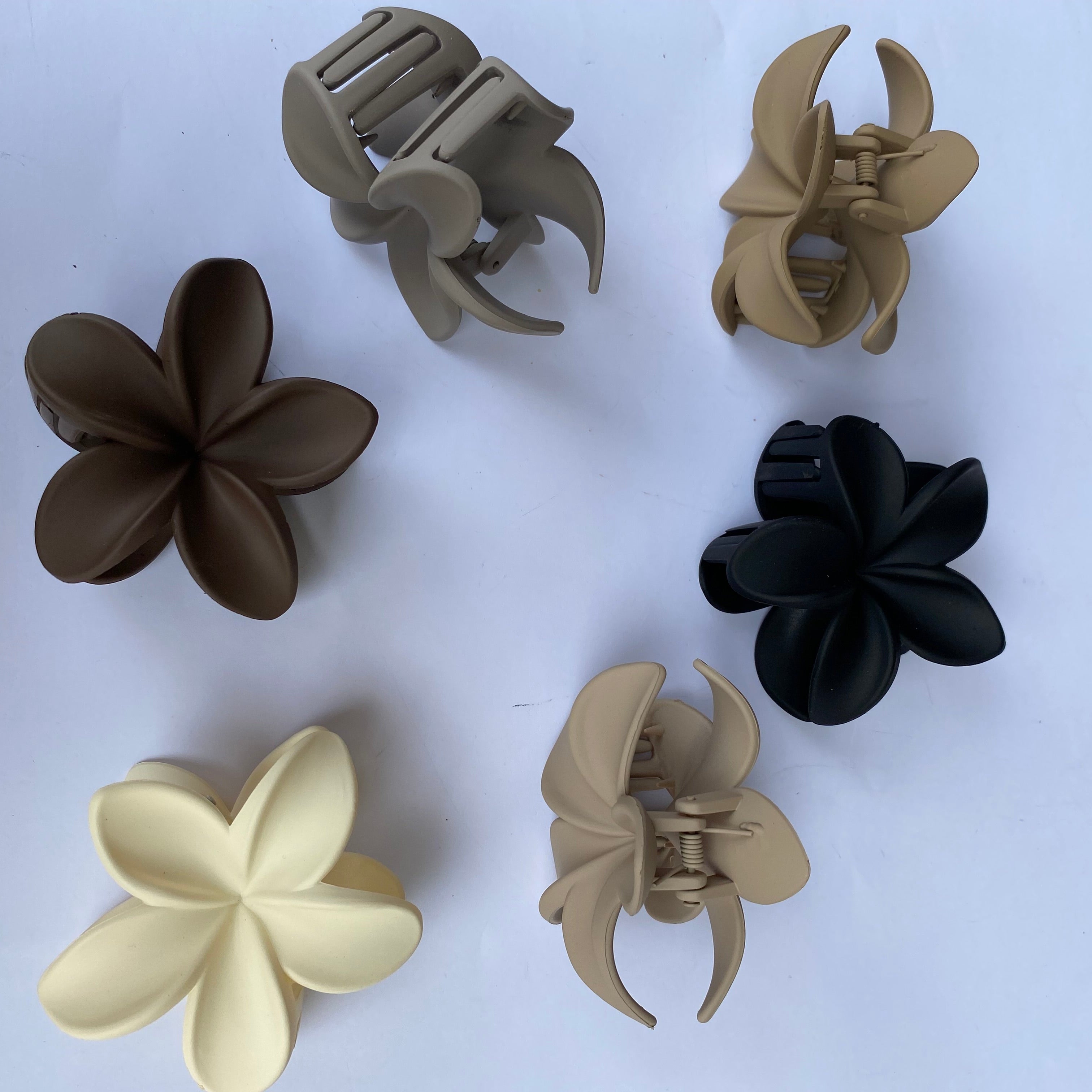 Elegant Matte Flower Hair Claw Clips