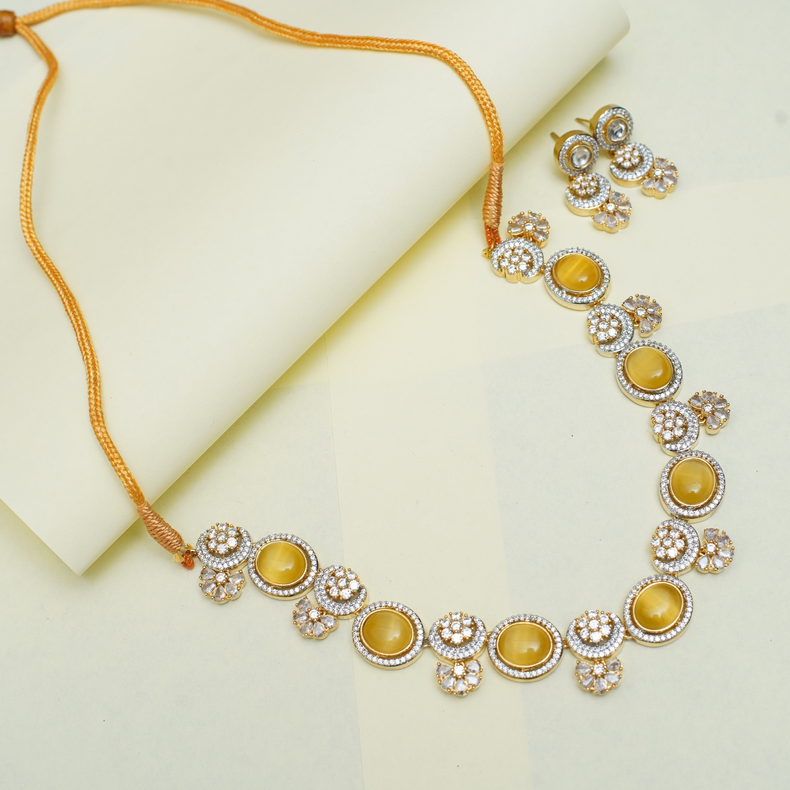 Golden Glow Cat's Eye Necklace Set