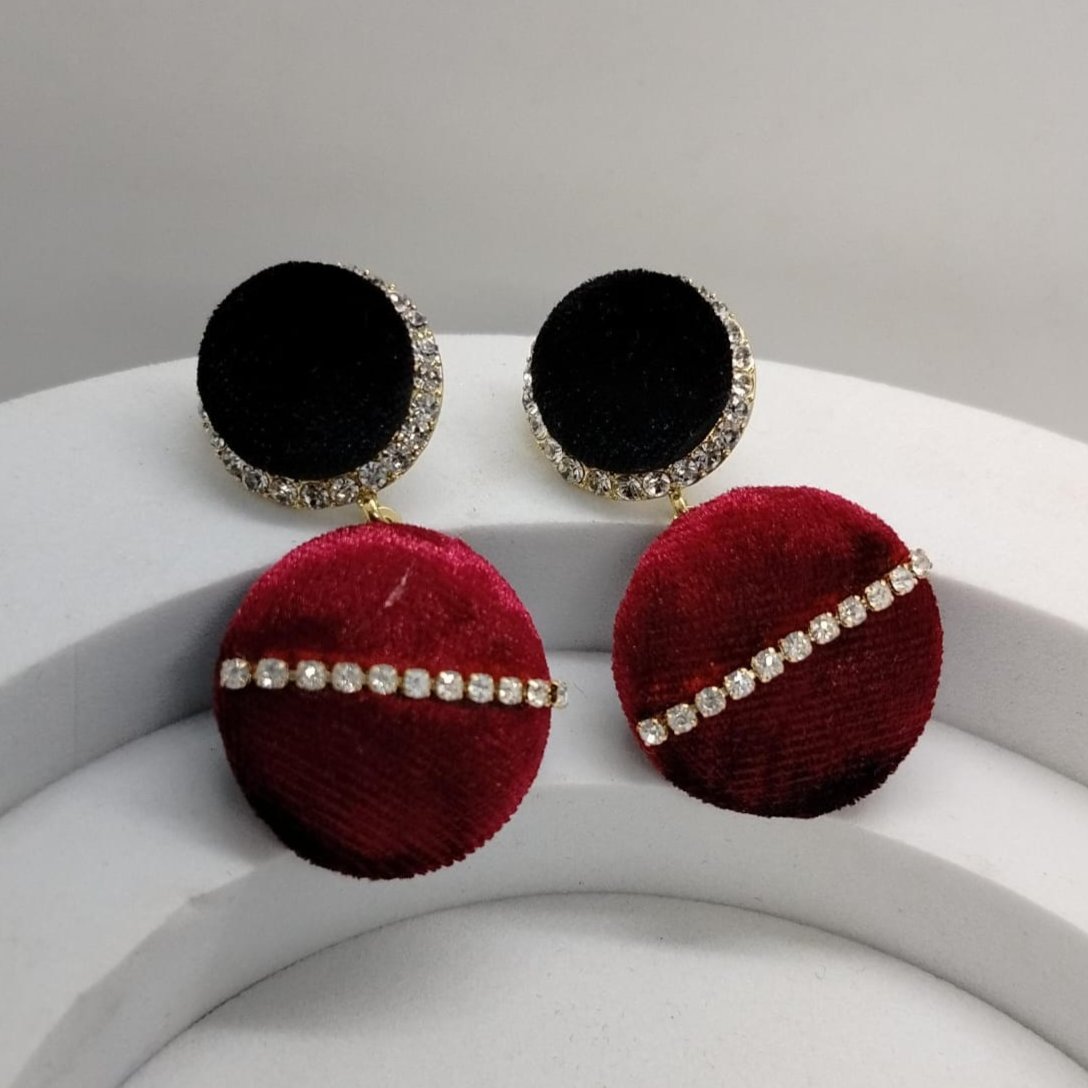 Velvet Drop Earring With Rhinestones