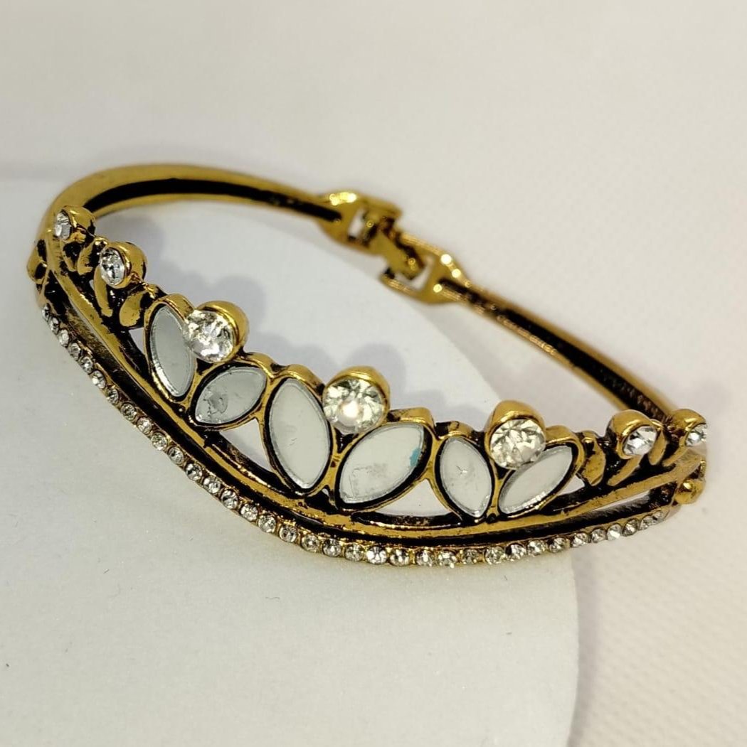 Crown Style Bracelet